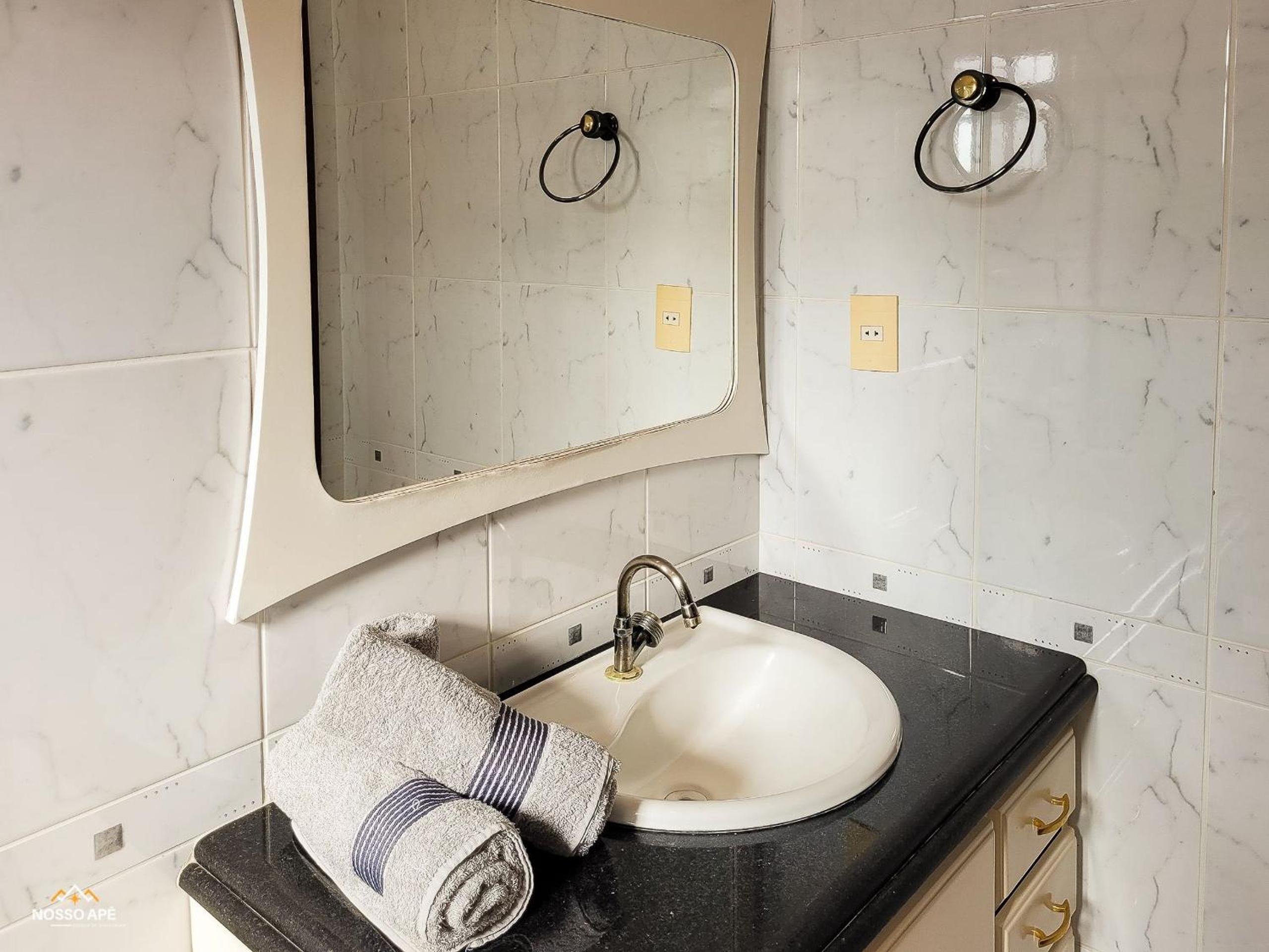 Nosso Apê Enseada: Casa na Represa João Penido com Wifi, Piscina e Churrasqueira