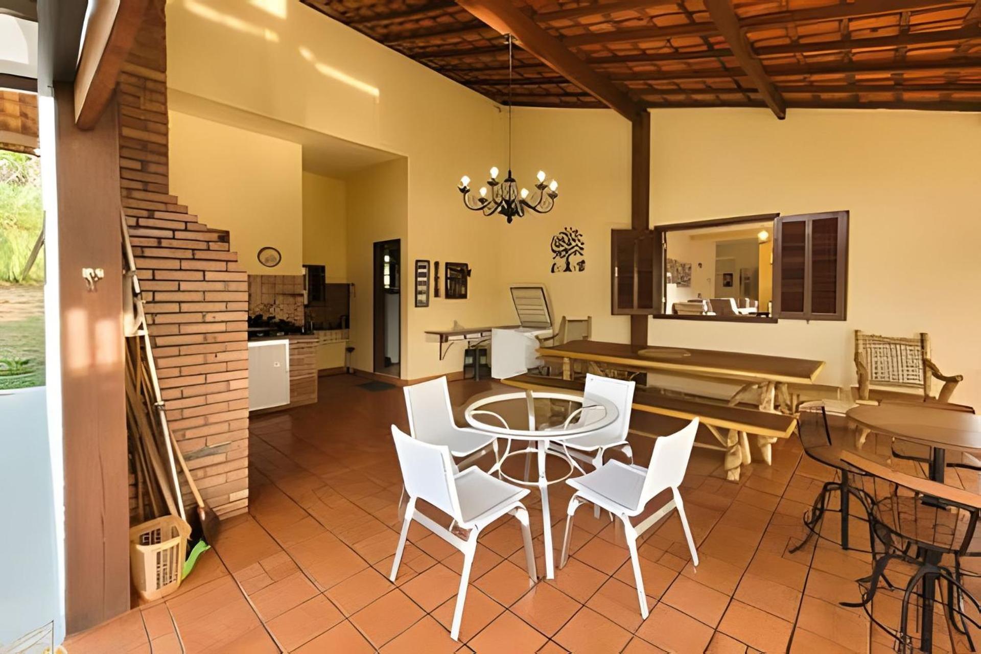 Nosso Apê Enseada: Casa na Represa João Penido com Wifi, Piscina e Churrasqueira