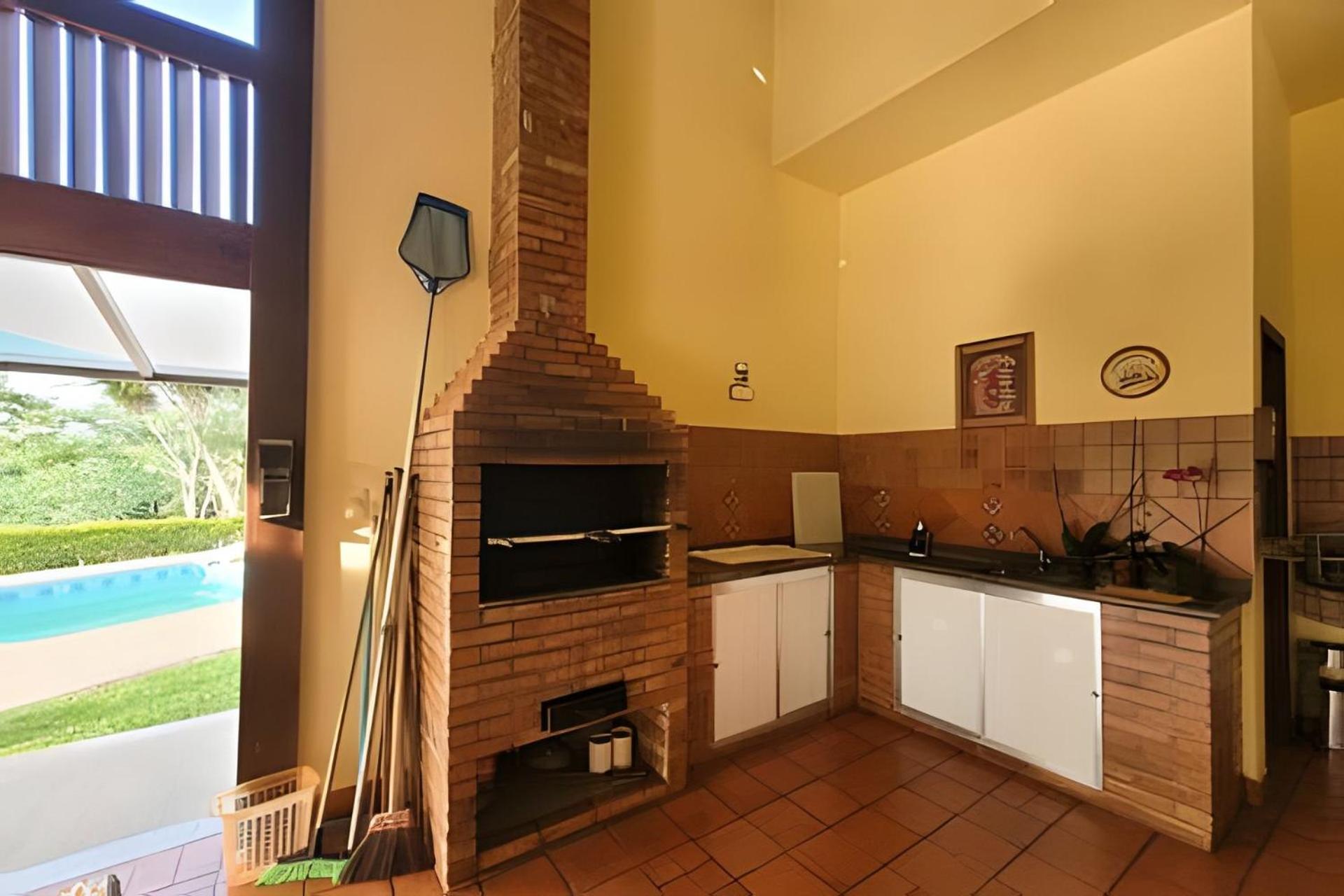 Nosso Apê Enseada: Casa na Represa João Penido com Wifi, Piscina e Churrasqueira