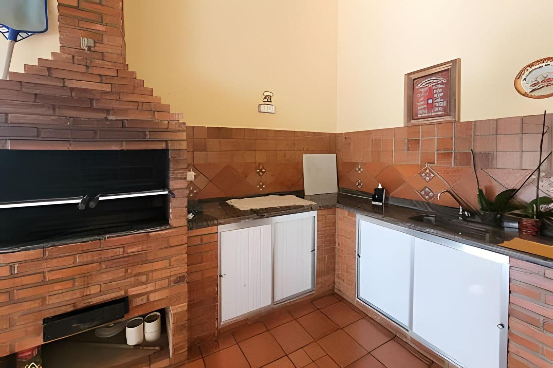 Nosso Apê Enseada: Casa na Represa João Penido com Wifi, Piscina e Churrasqueira