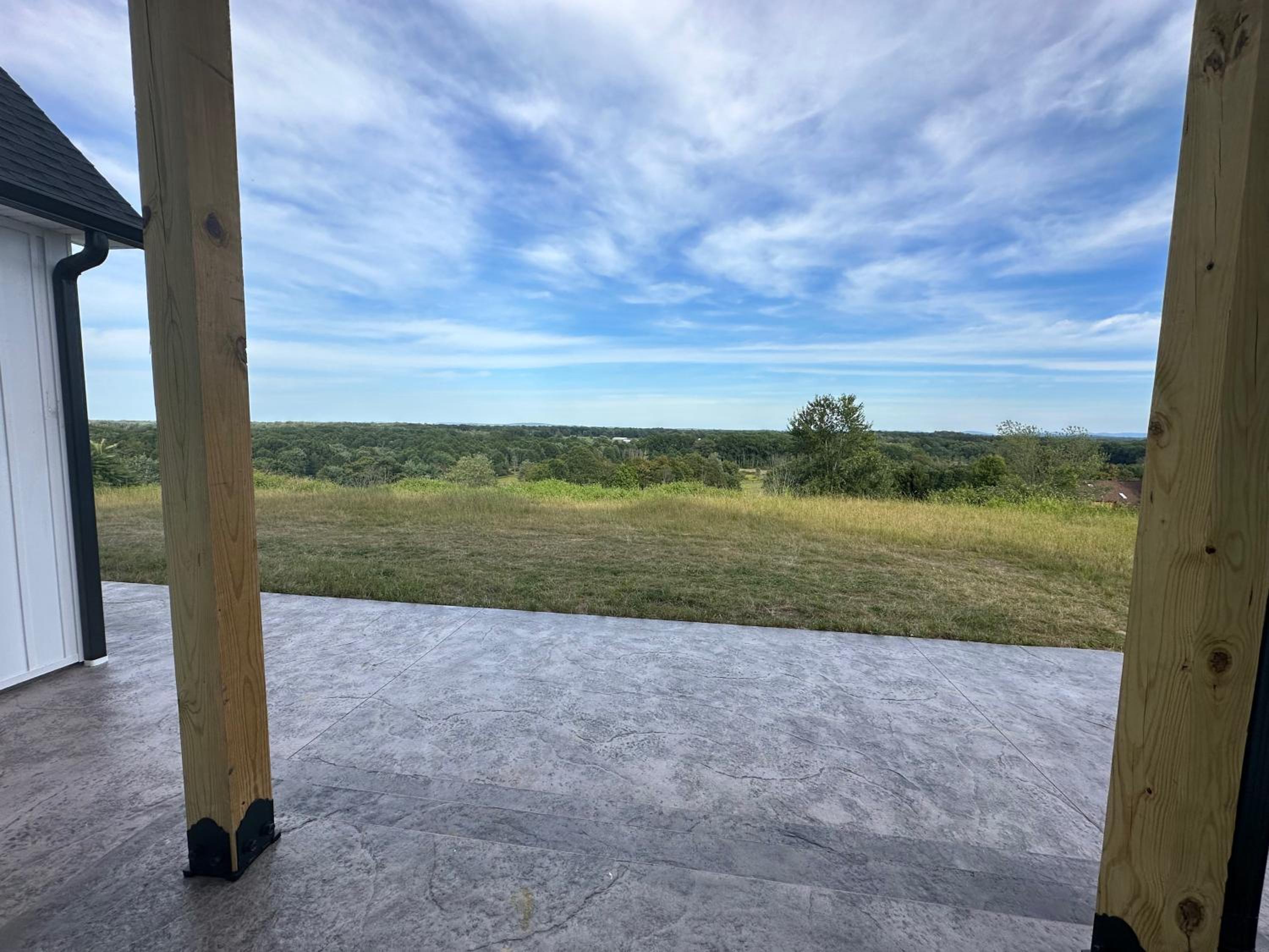 New Farmhouse, King Beds, Game Room, Hot Tub & View! view 5