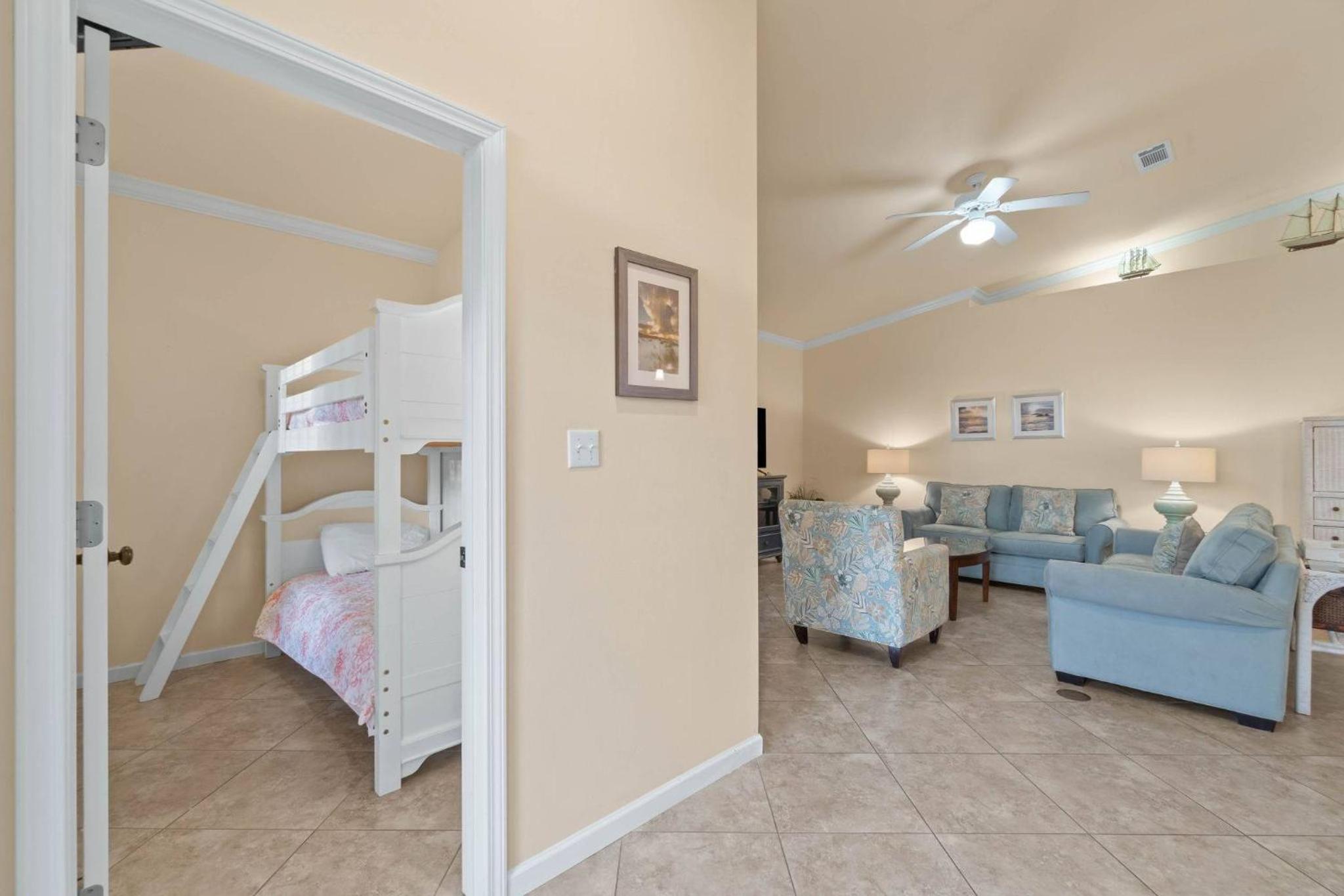 Blue Haven Point-Pet Friendly-Walk2Bch-Community Pool! view 5