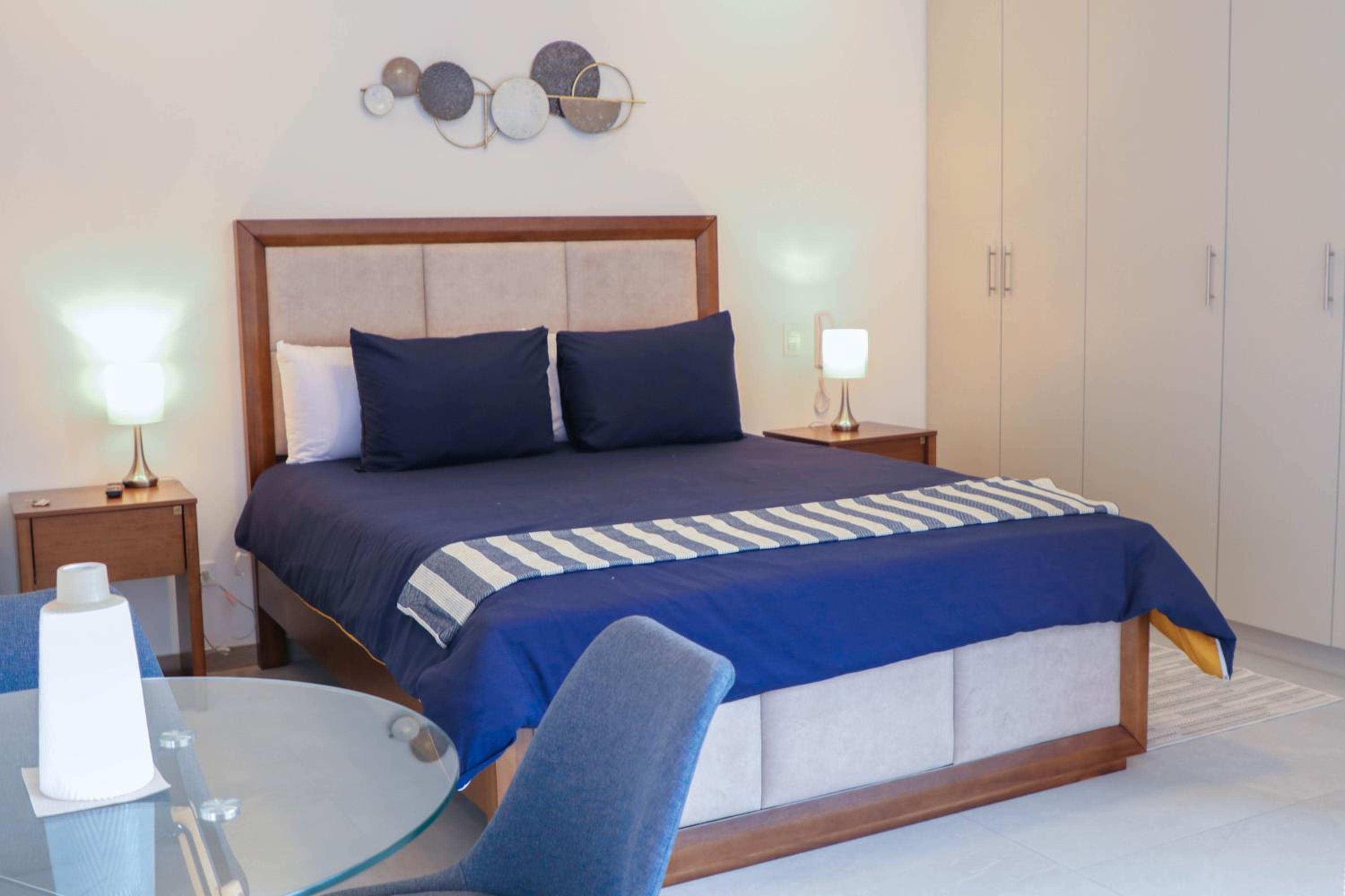 Vatten Studios and Suites by Check in EC view 3