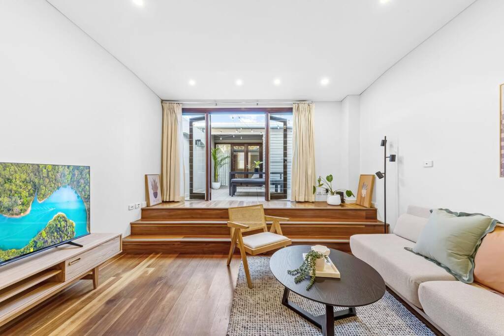 Escape To Sydney @ Ultimo Unique 2 Bedroom Sleeping 7 City Side