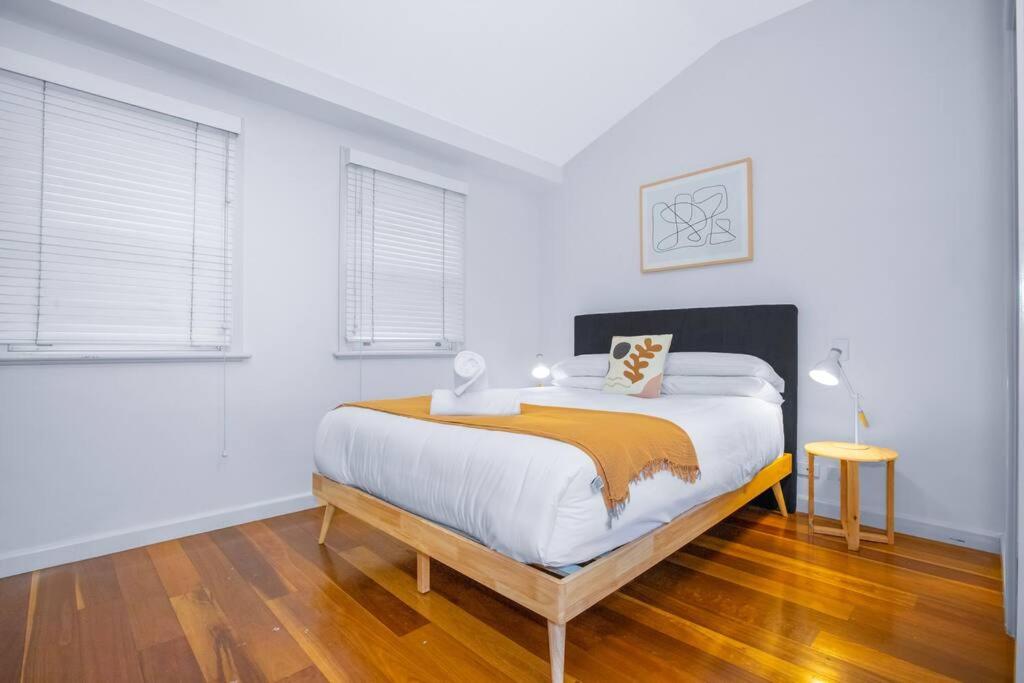 Escape To Sydney @ Ultimo Unique 2 Bedroom Sleeping 7 City Side