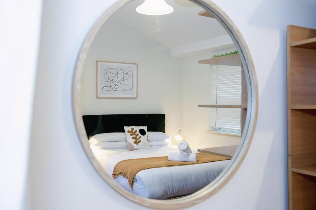 Escape To Sydney @ Ultimo Unique 2 Bedroom Sleeping 7 City Side