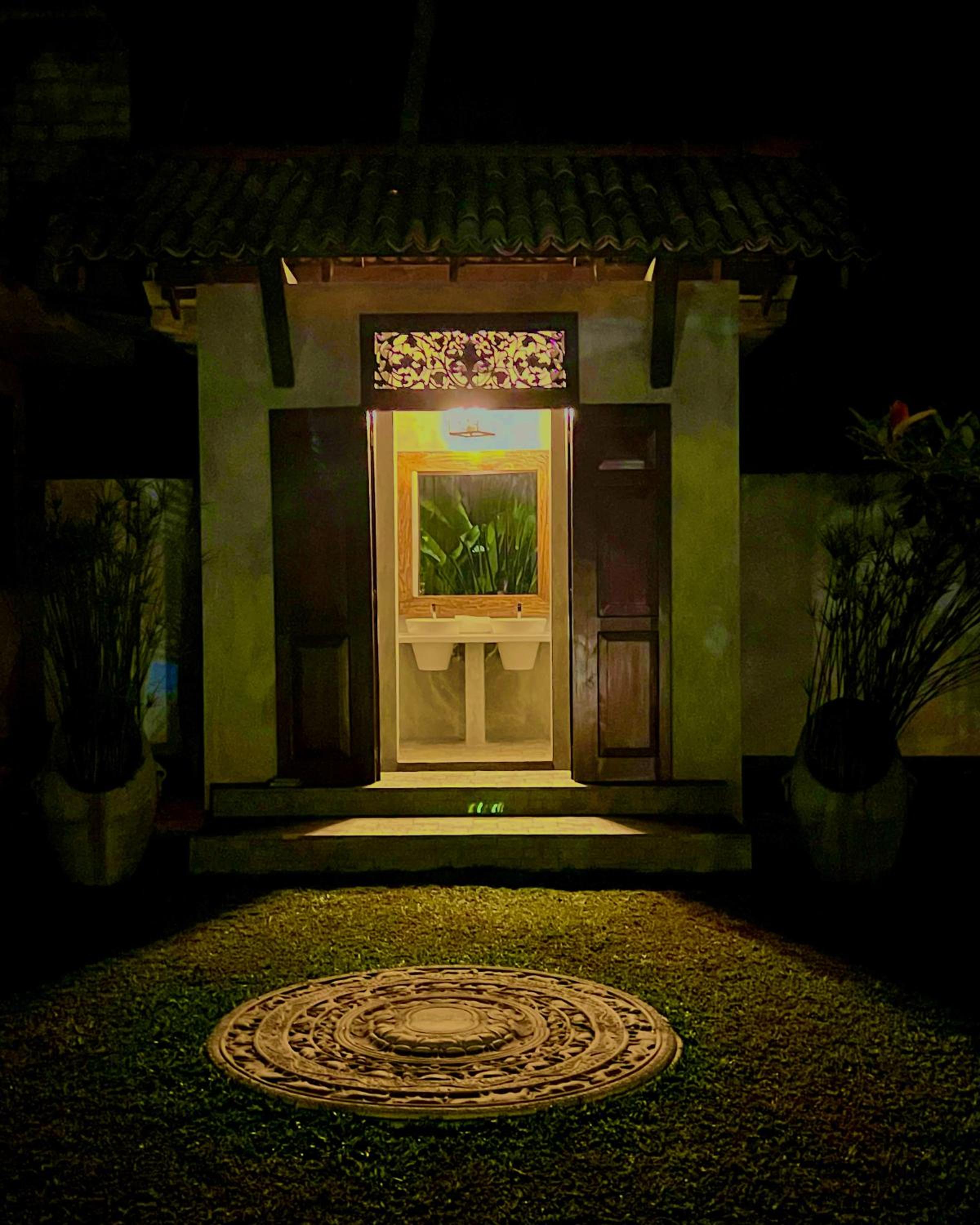 Shiva Sunrise Resort