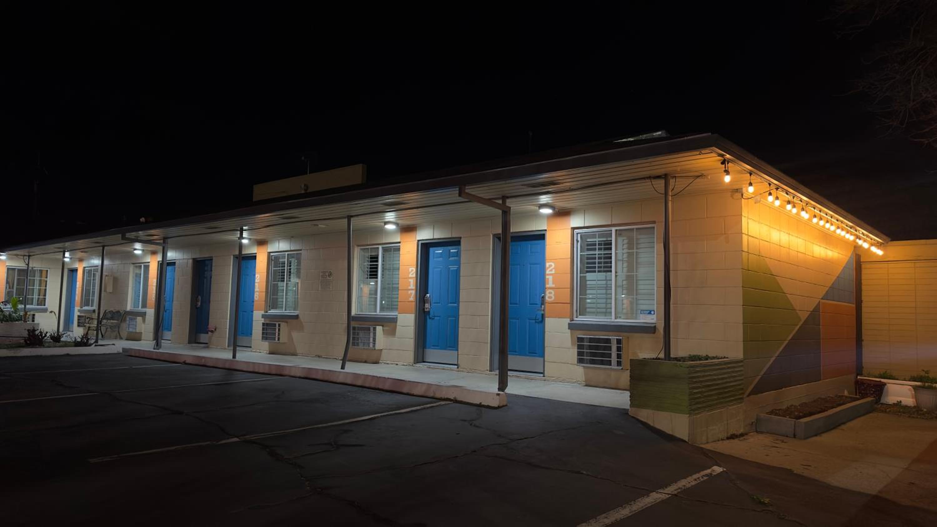 Medford Vacations - City Center Motel - Property Image 33