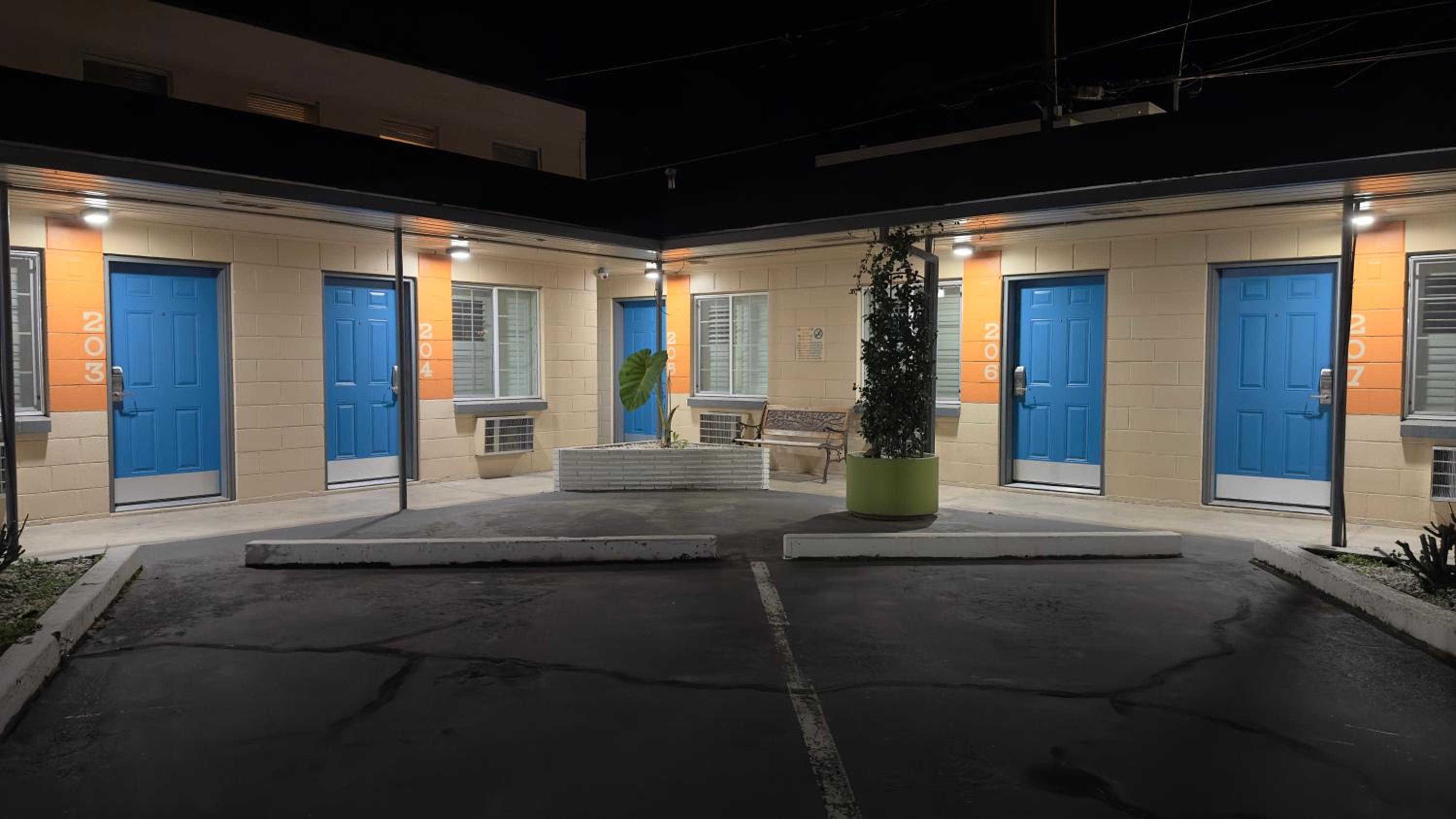 Medford Vacations - City Center Motel - Property Image 32
