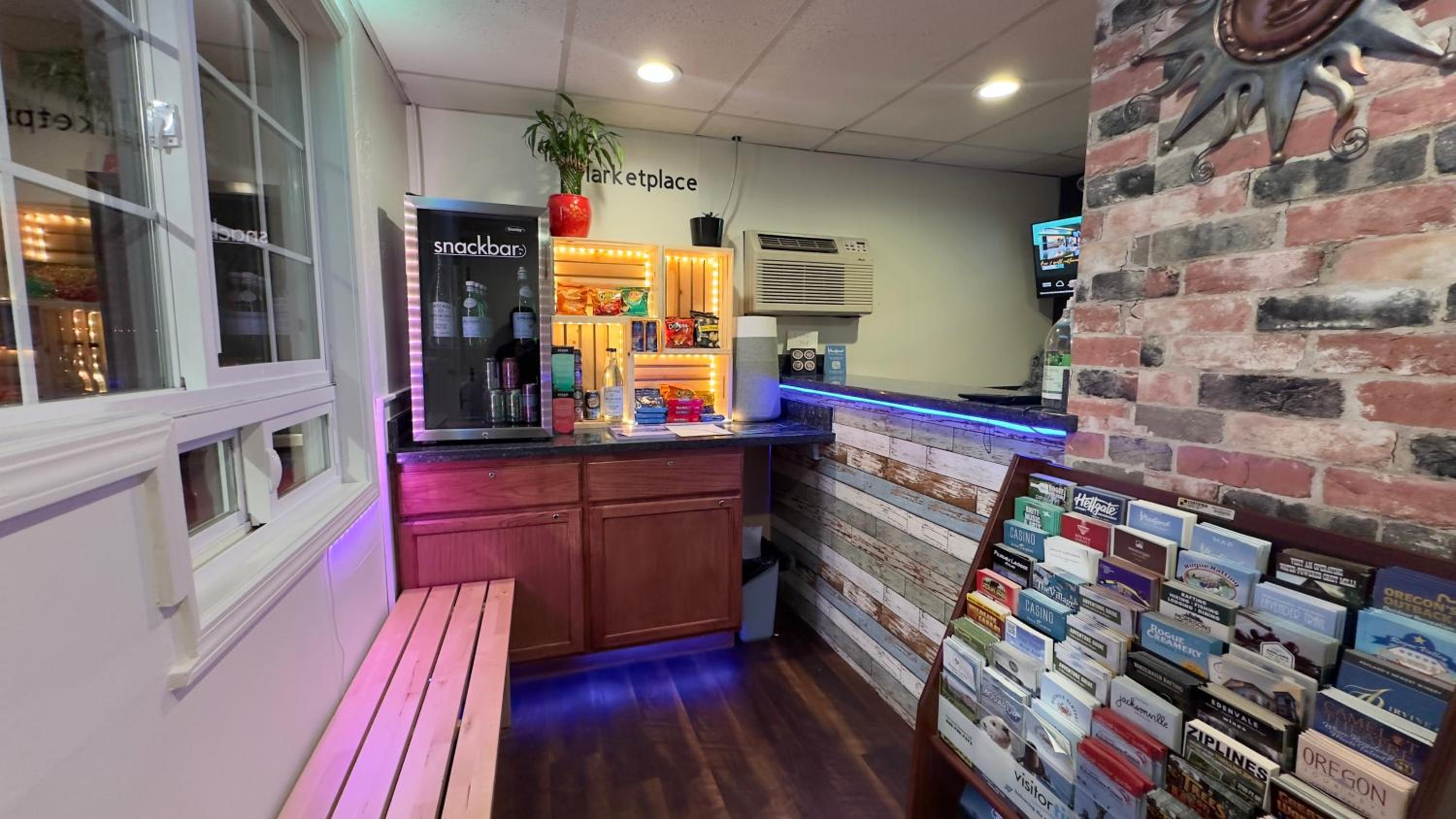 Medford Vacations - City Center Motel - Property Image 31