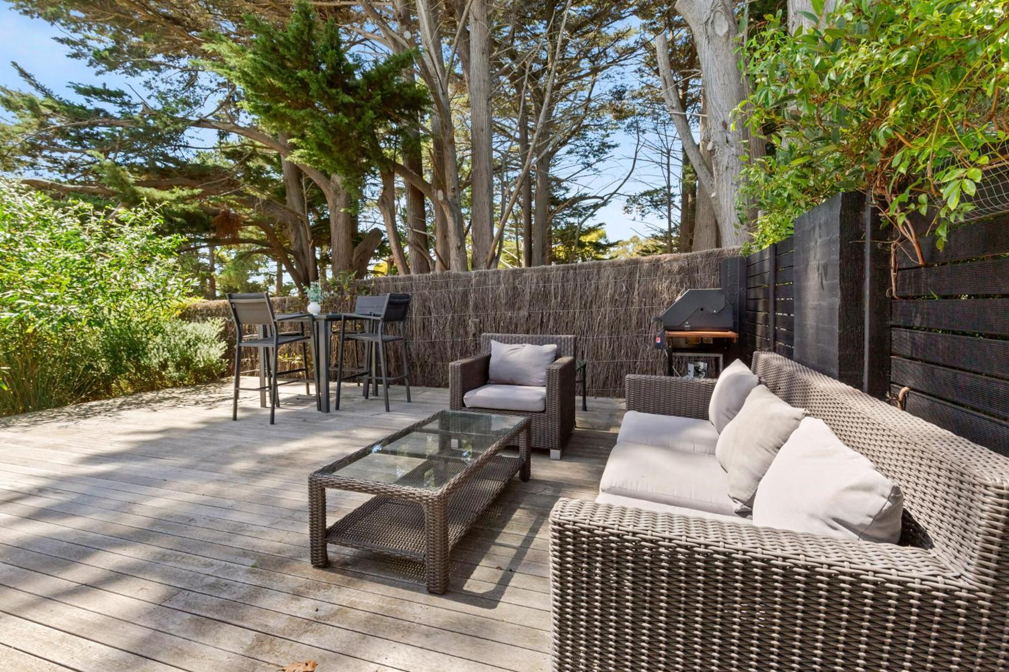 Baía Casa – Mornington Peninsula Accommodation with Private Beach Box - Image 5