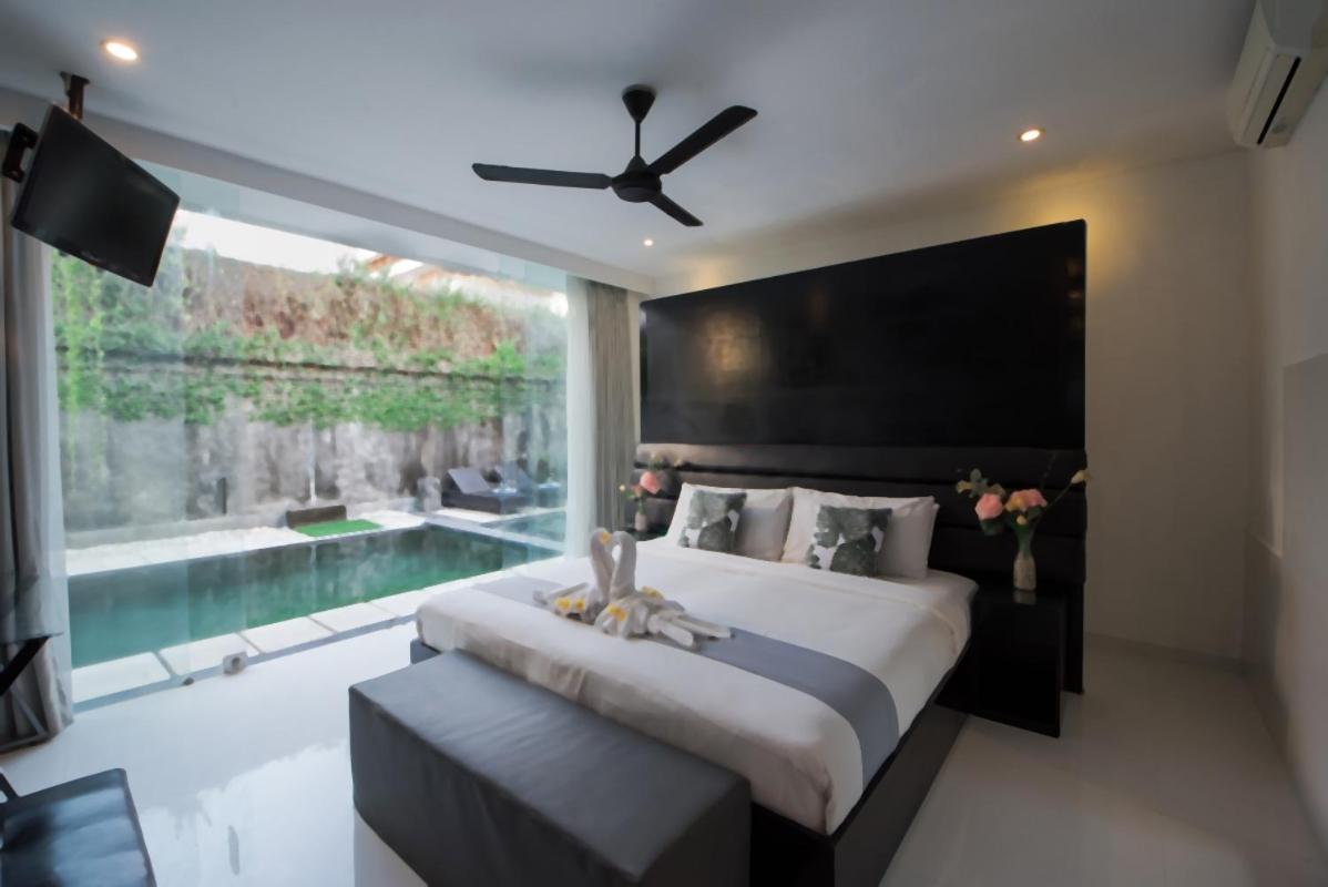 Seminyak Sky-Villa 3-8 BR Brilliant Location between Beach to Shopping view 4