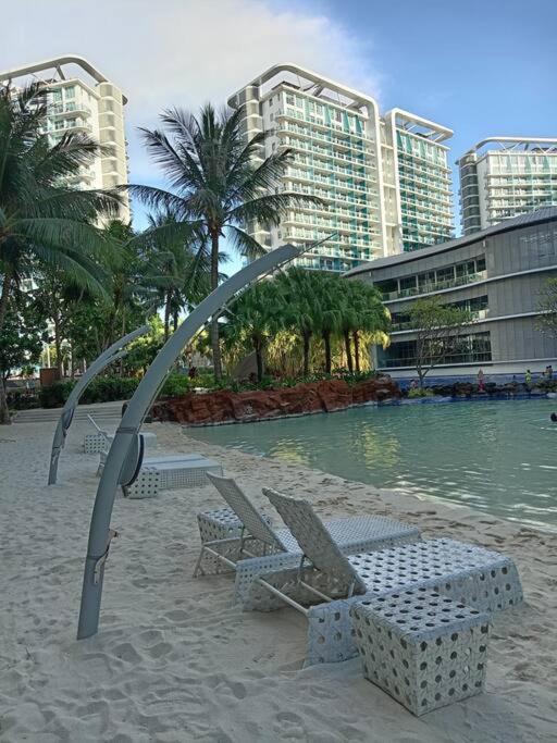 Affordable Staycation in Azure