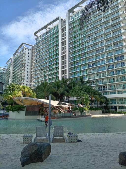 Affordable Staycation in Azure