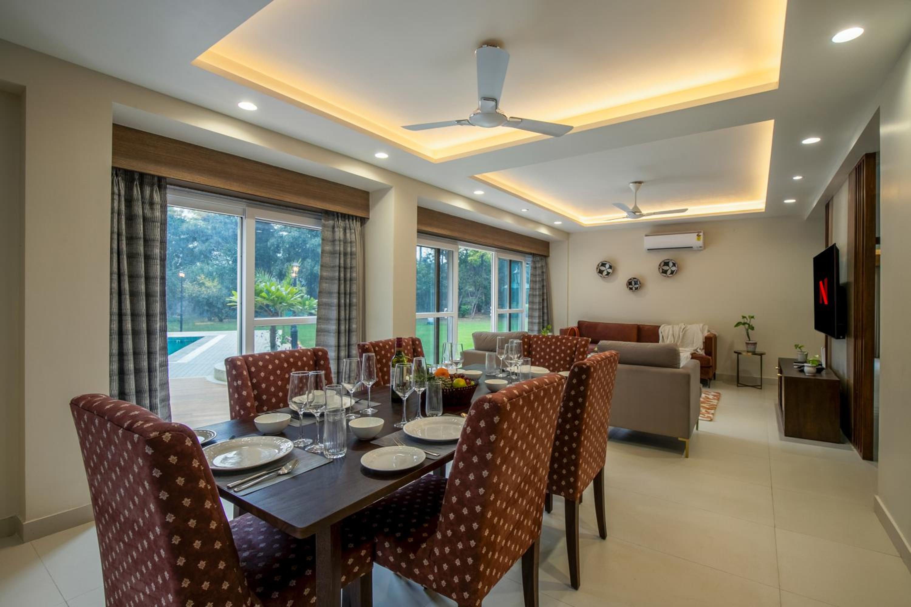 ELIVAAS 6 BHK Farmstay with Pvt Pool & Garden - Esh view 4