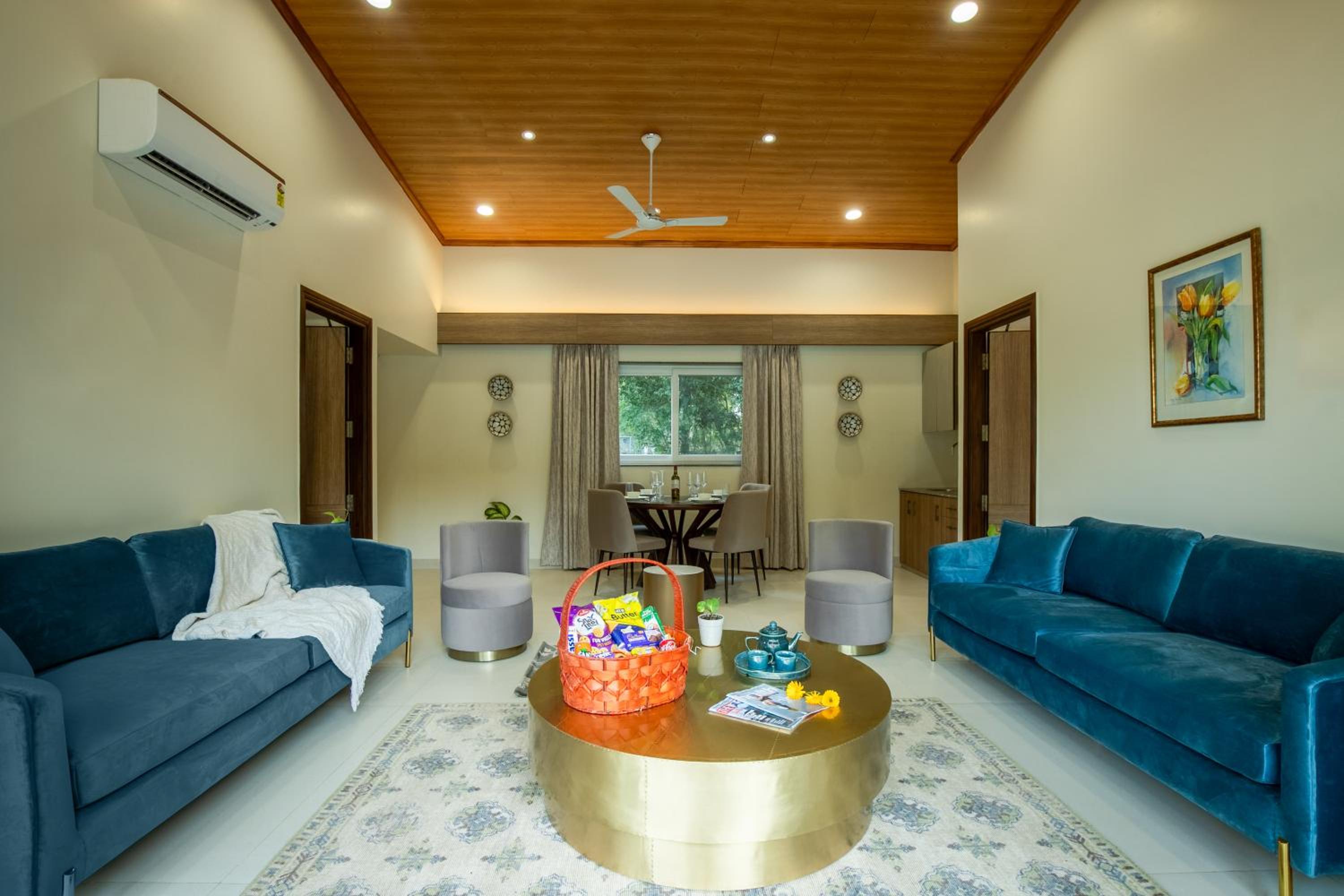 ELIVAAS 6 BHK Farmstay with Pvt Pool & Garden - Esh view 2