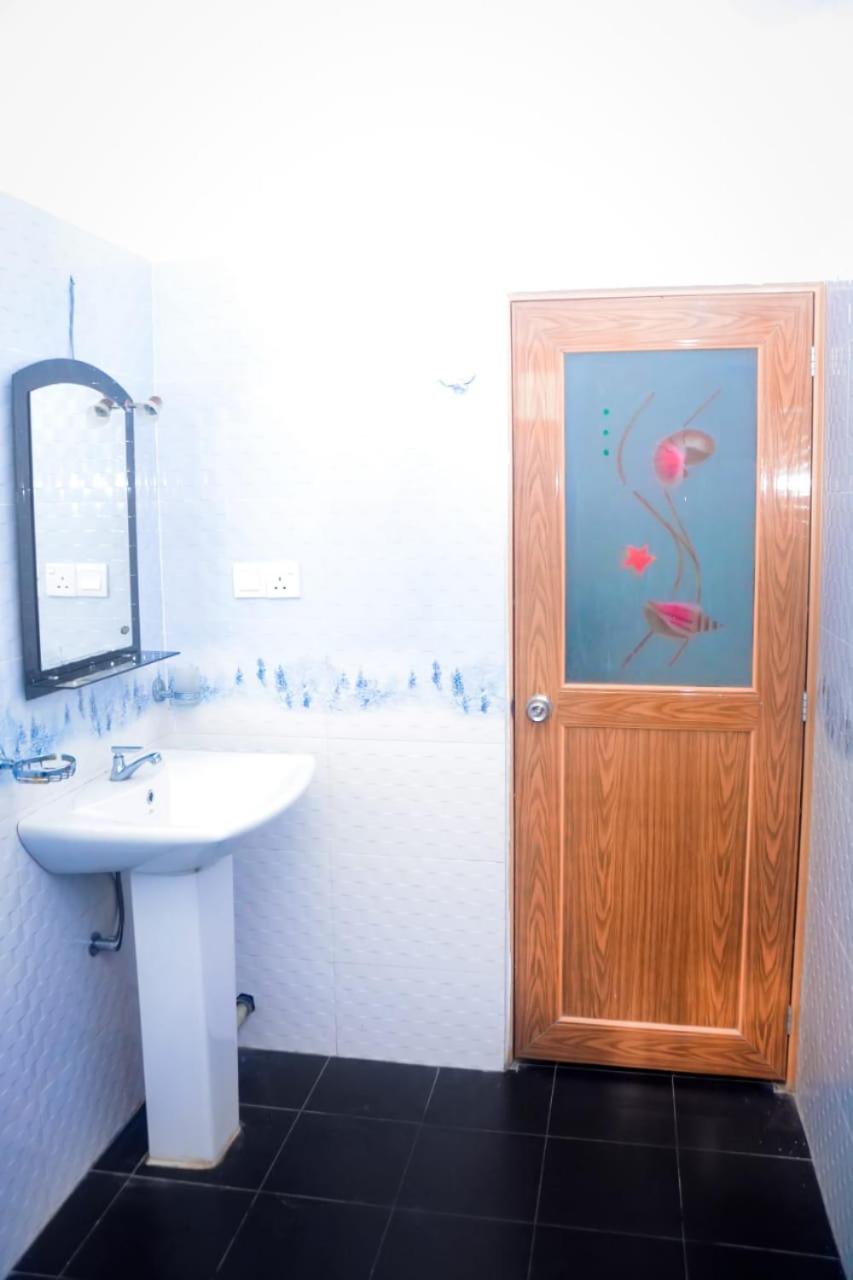 Ashi Apartment