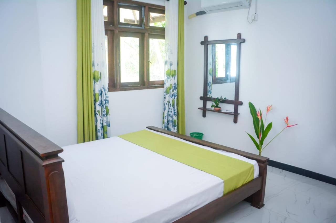 Ashi Apartment