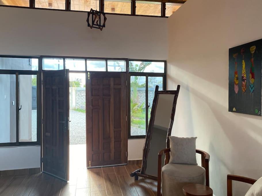 Backdoor Villa