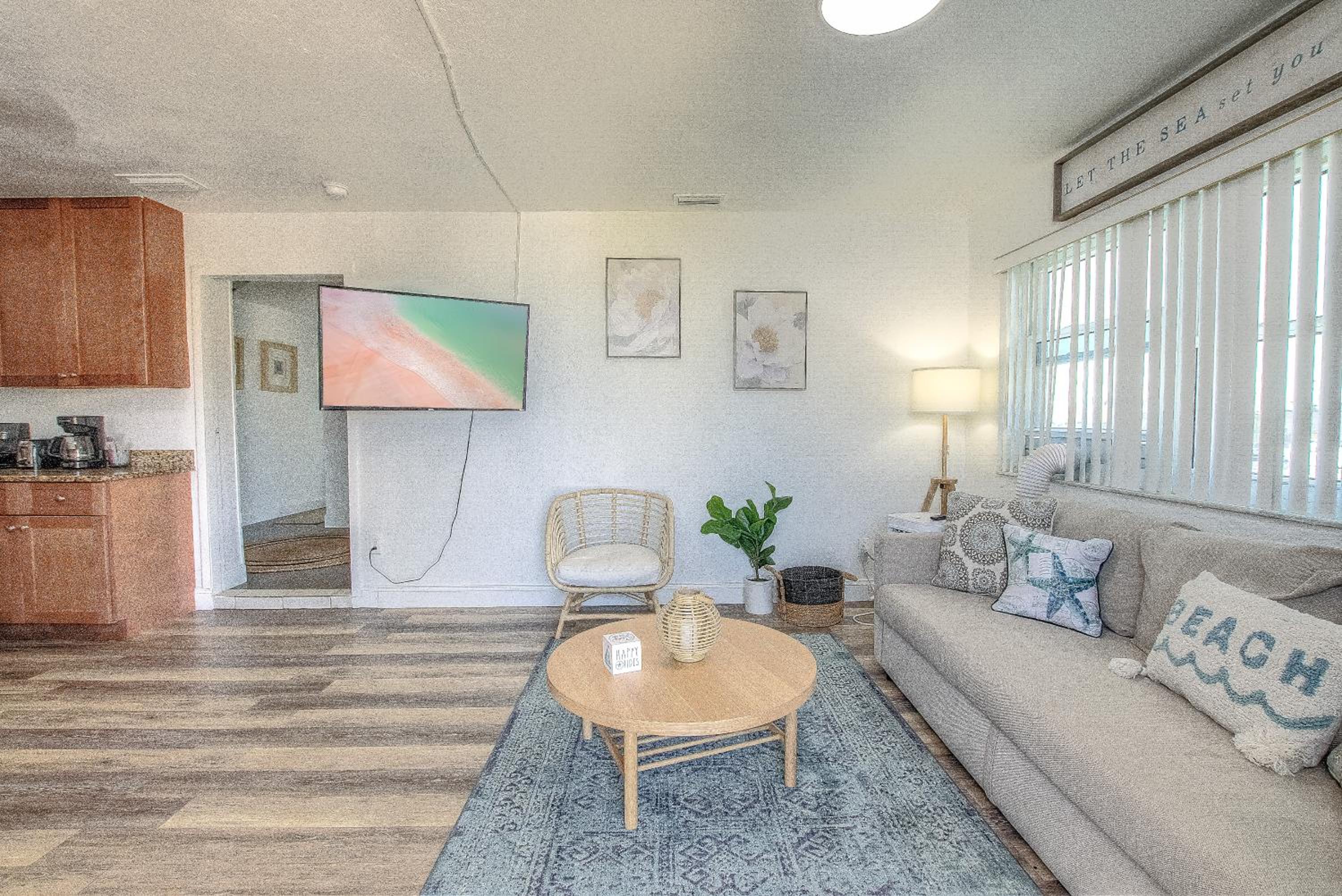 Daytona Shores Inn and Suites
