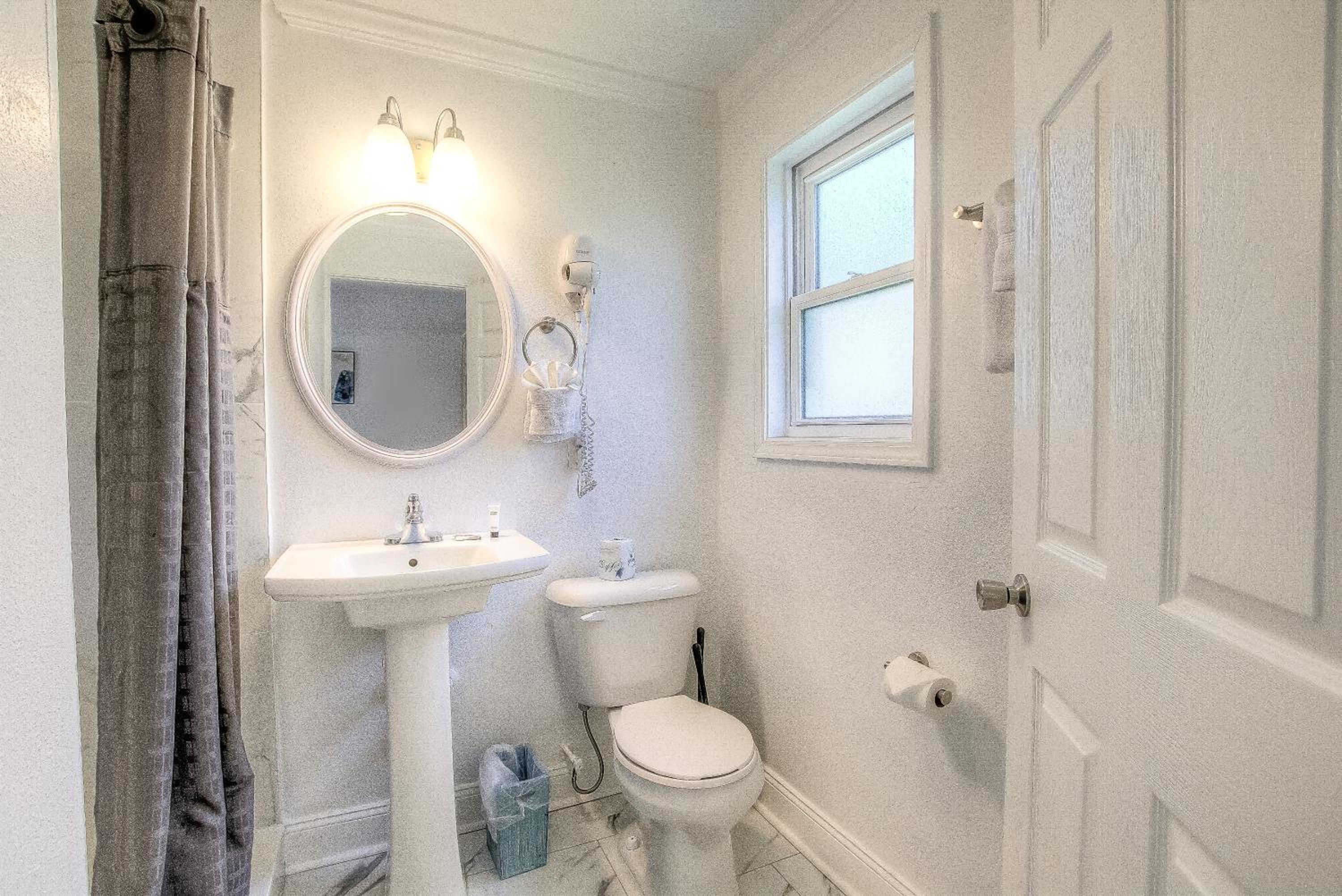 Daytona Shores Inn and Suites, Photo 185