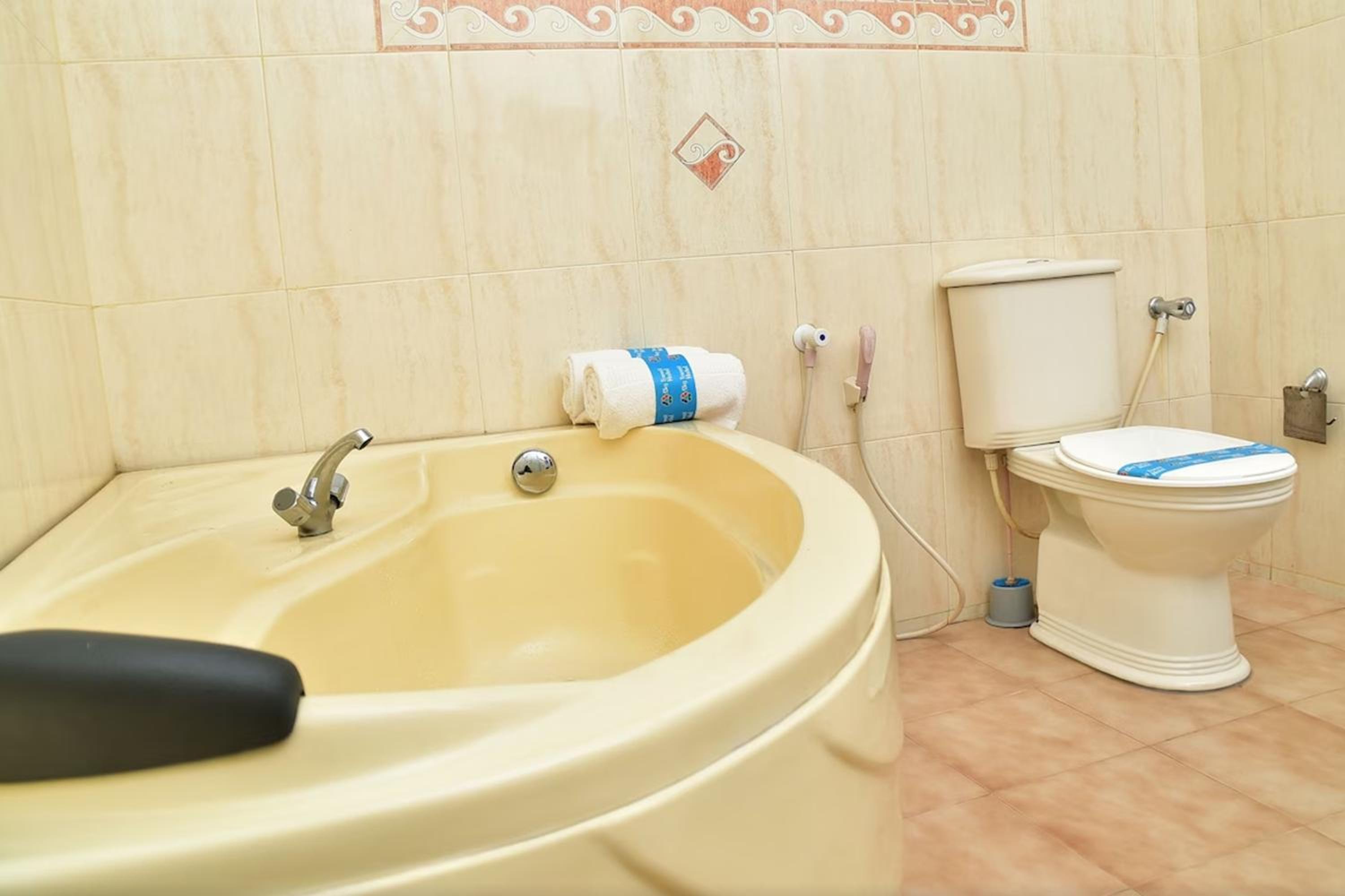 Thushine Hotel