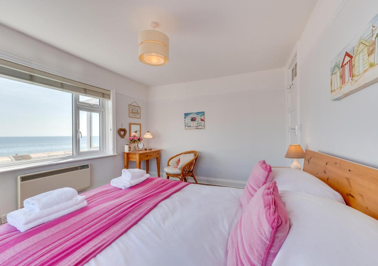 2 Bed in Sidmouth oc-mbmar