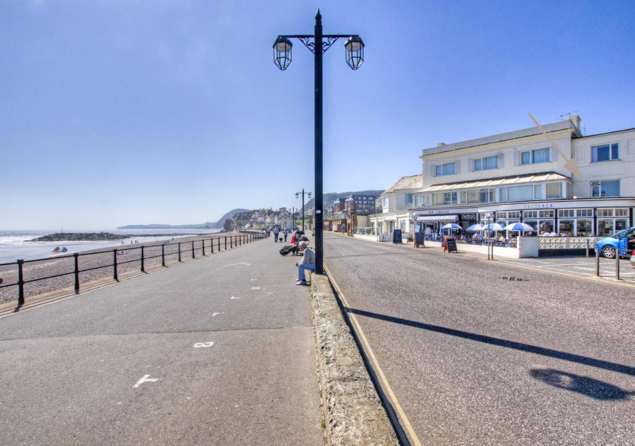 2 Bed in Sidmouth oc-mbmar