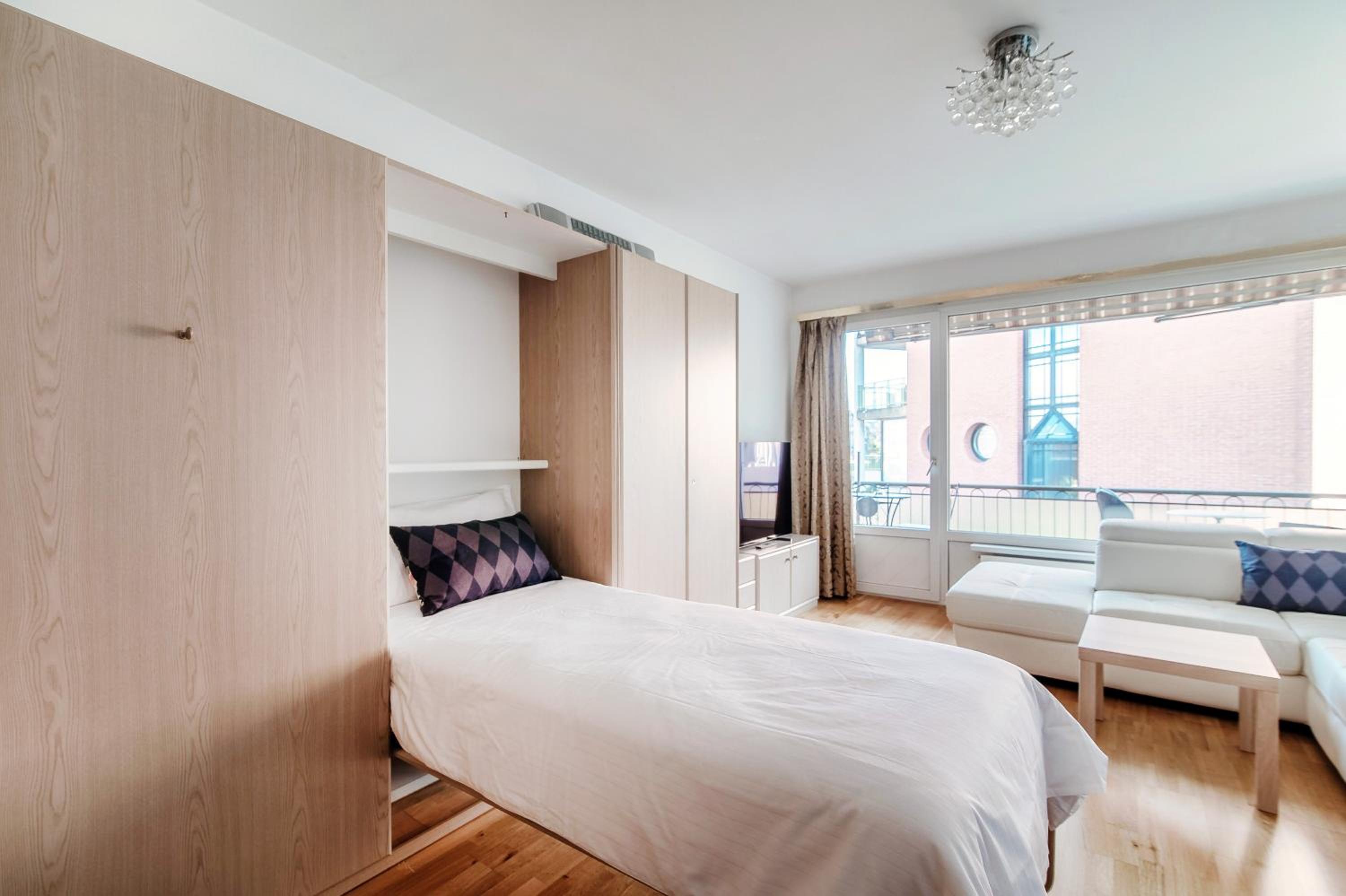 Little Paradise by Quokka 360 - Apartment with Stunning Lake Views and Fitness Corner
