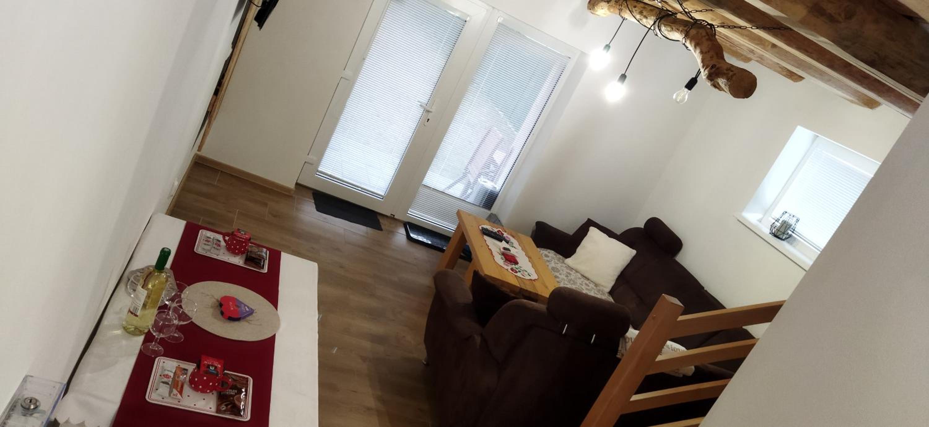 Apartment house with sauna and jacuzzi Svätý Kríž 1