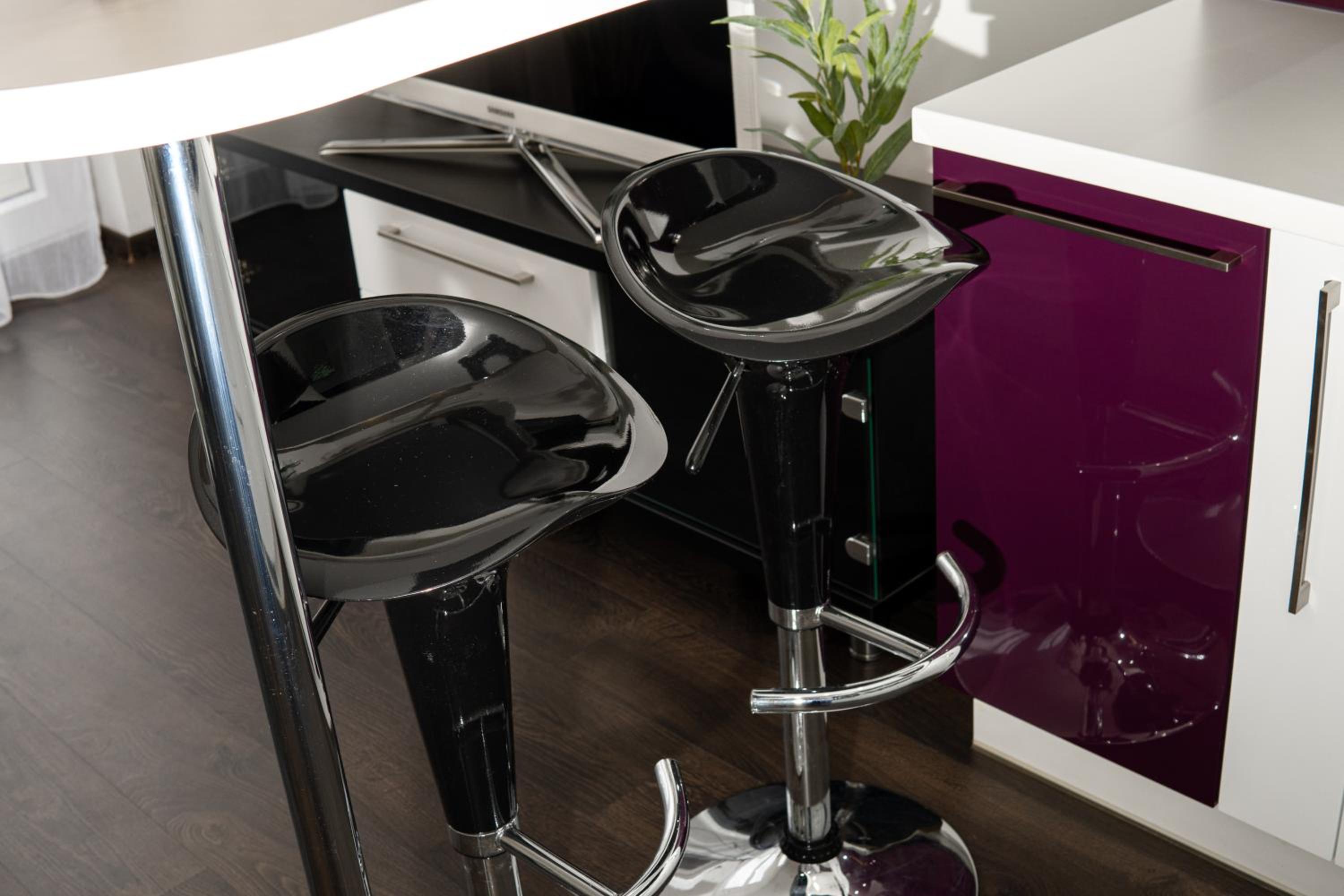 BNB New Beautiful Apartment in the Center of Ostrava with option Garage Parking