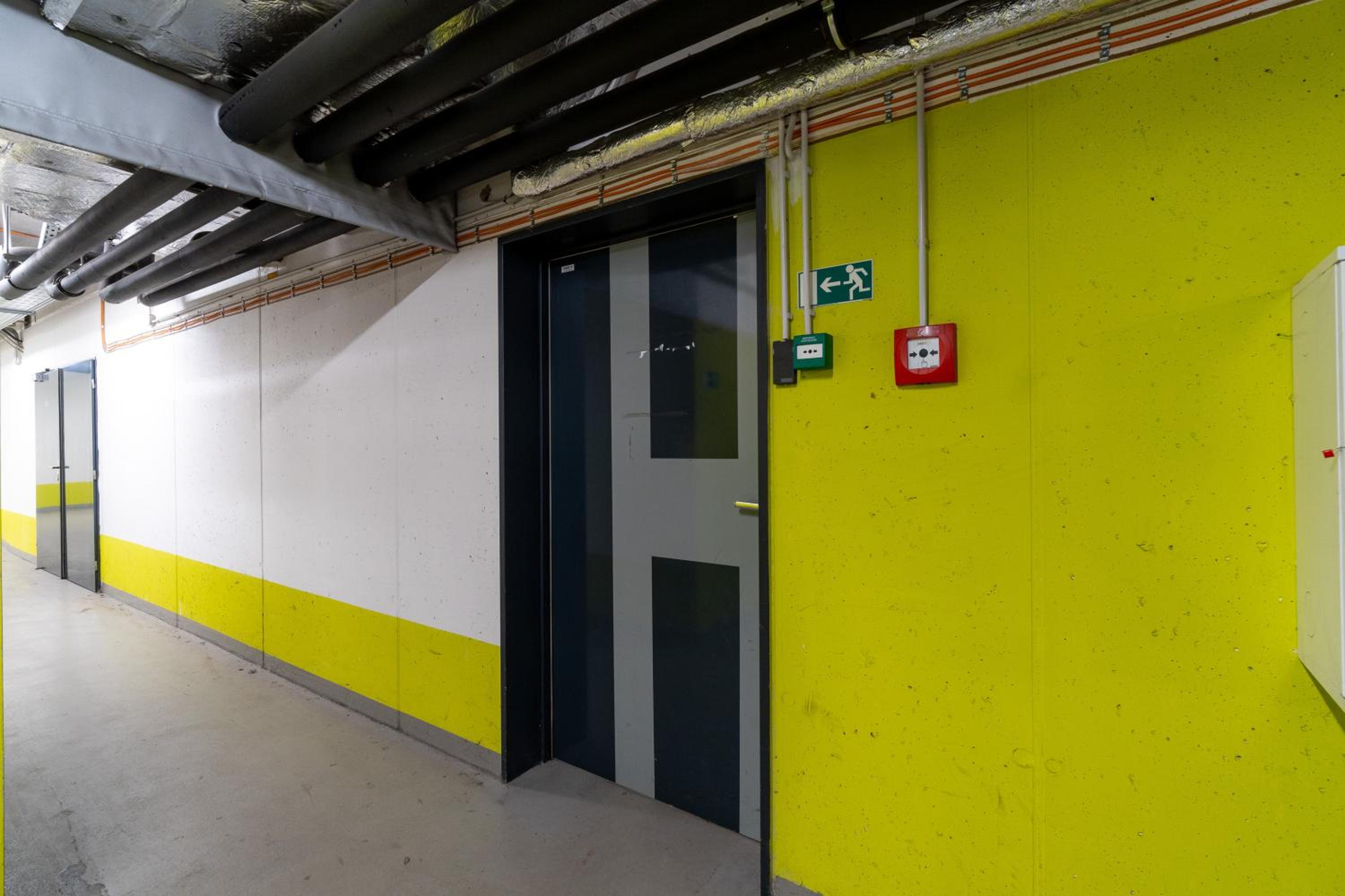 BNB New Beautiful Apartment in the Center of Ostrava with option Garage Parking