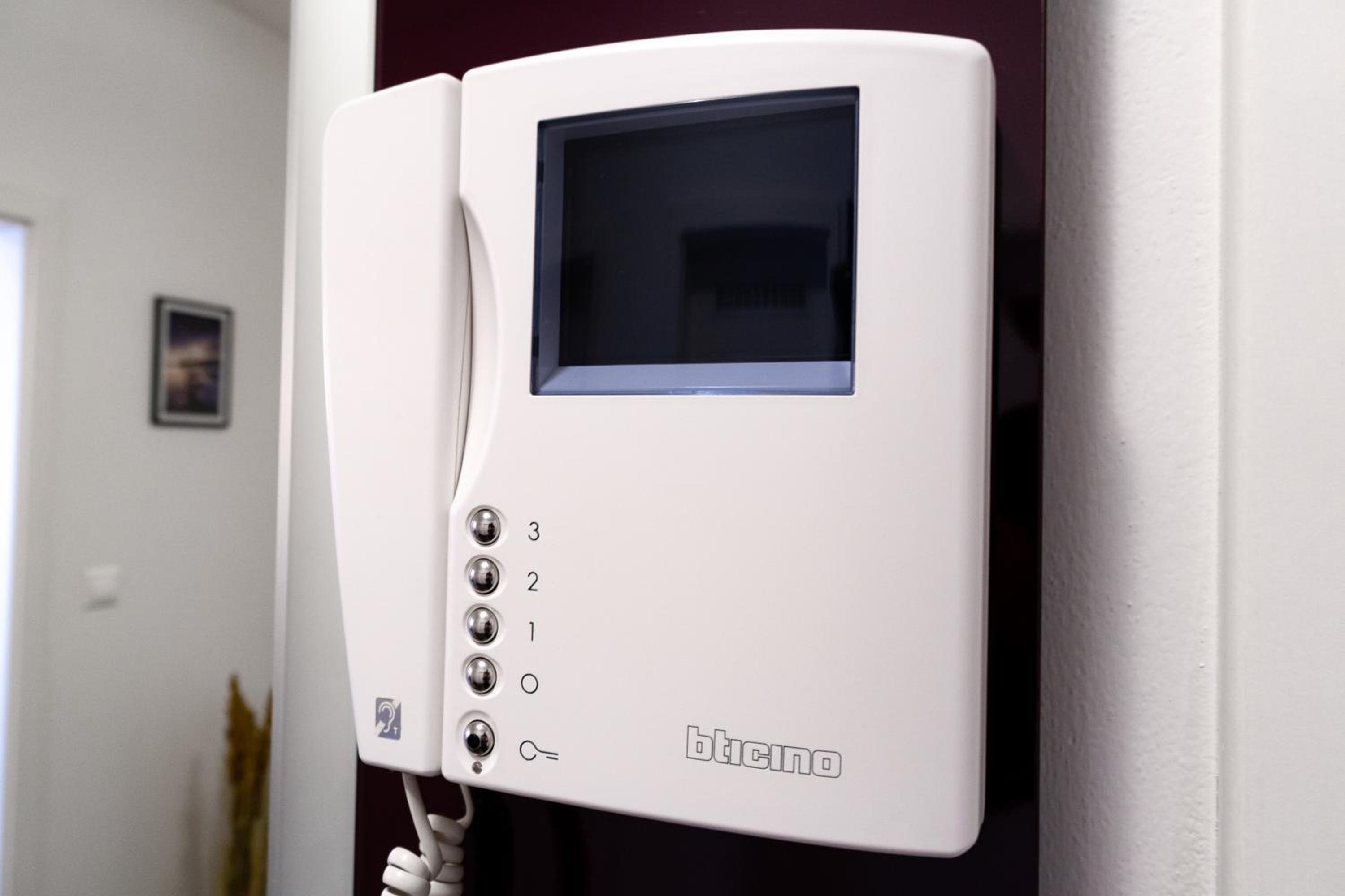 BNB New Beautiful Apartment in the Center of Ostrava with option Garage Parking