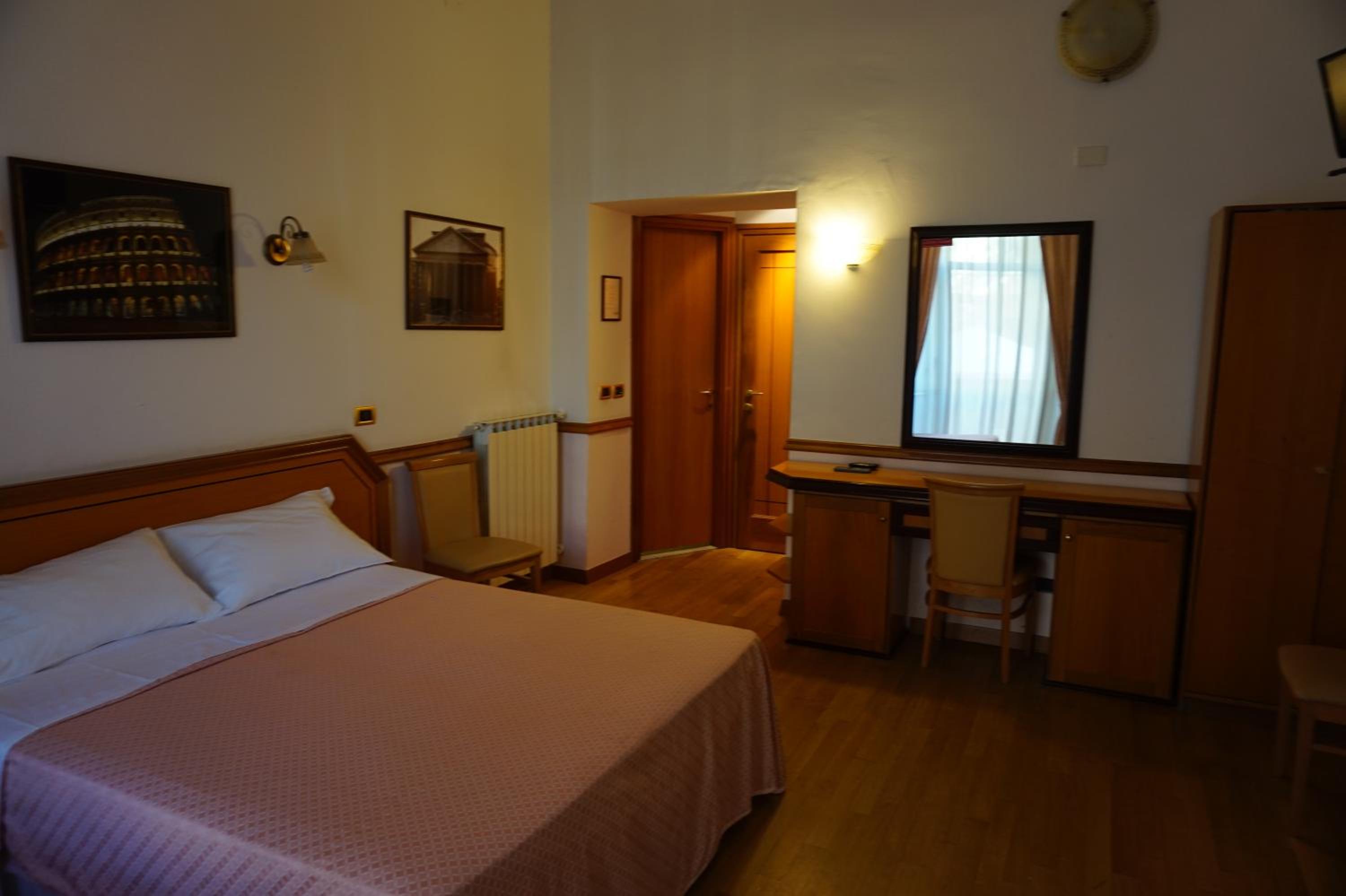 Green Hotel-4