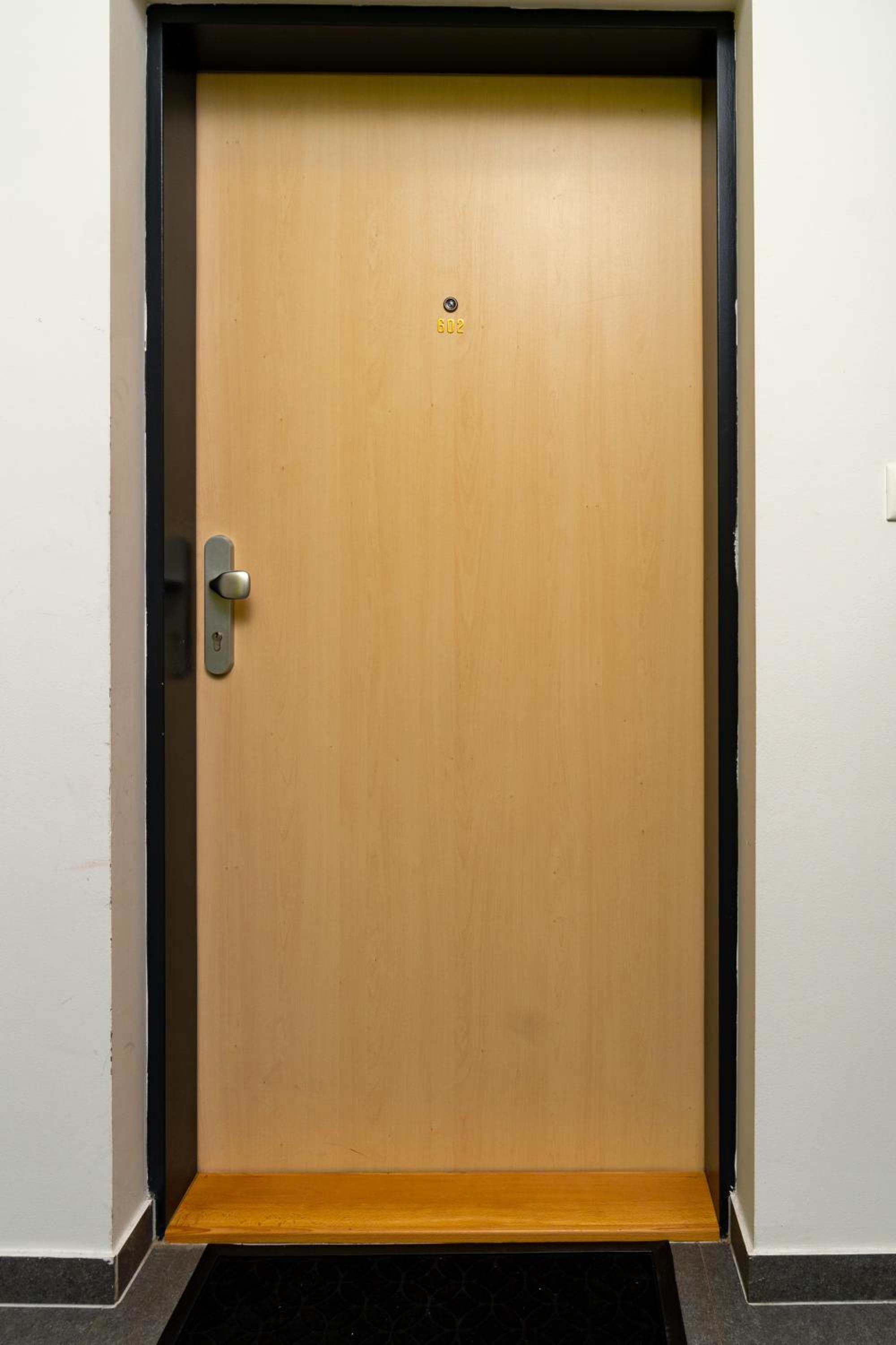 BNB New Beautiful Apartment in the Center of Ostrava with option Garage Parking