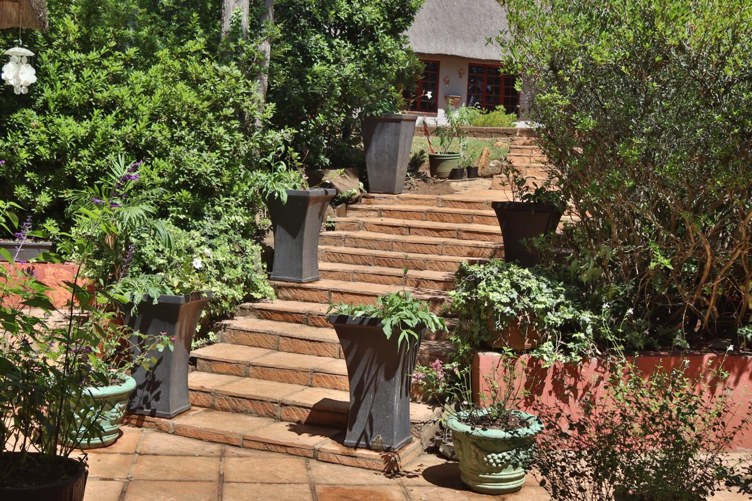 Thatchings Bed and Breakfast view 3