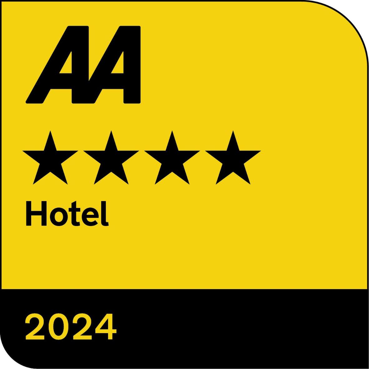 Prom Hotel