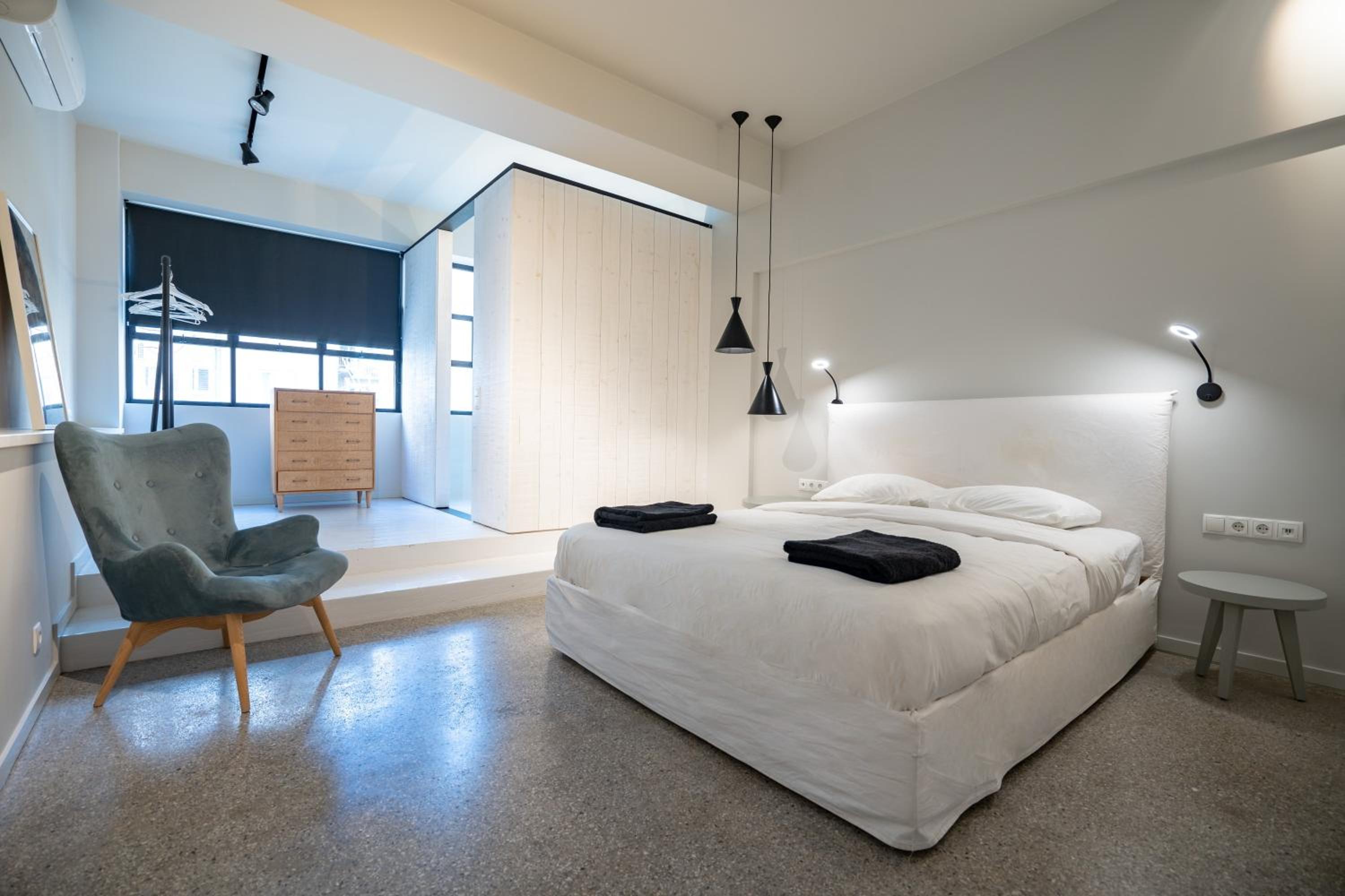 Syntagma square 2 bedrooms 4 pers apartment by MPS