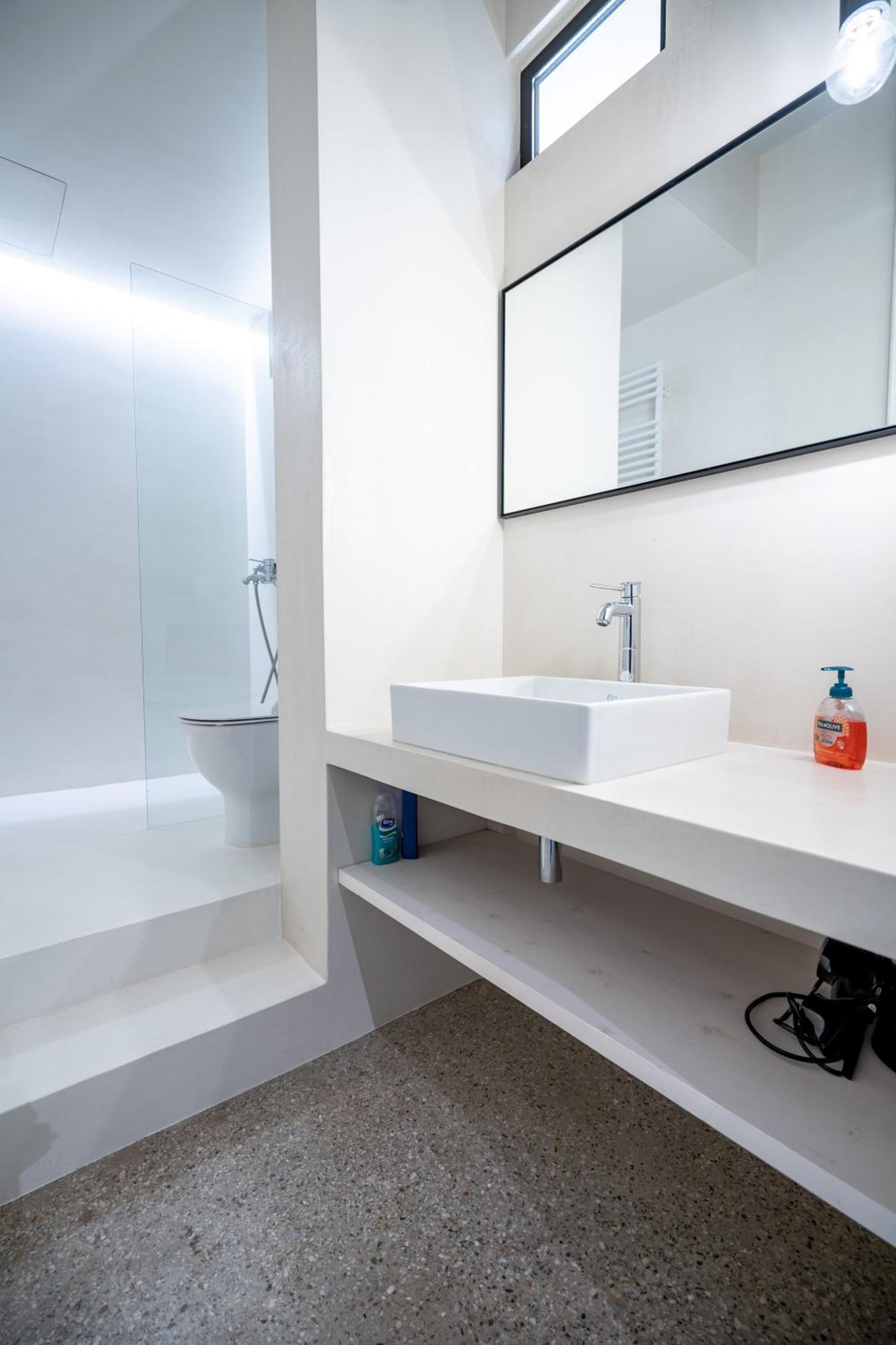 Syntagma square 2 bedrooms 4 pers apartment by MPS