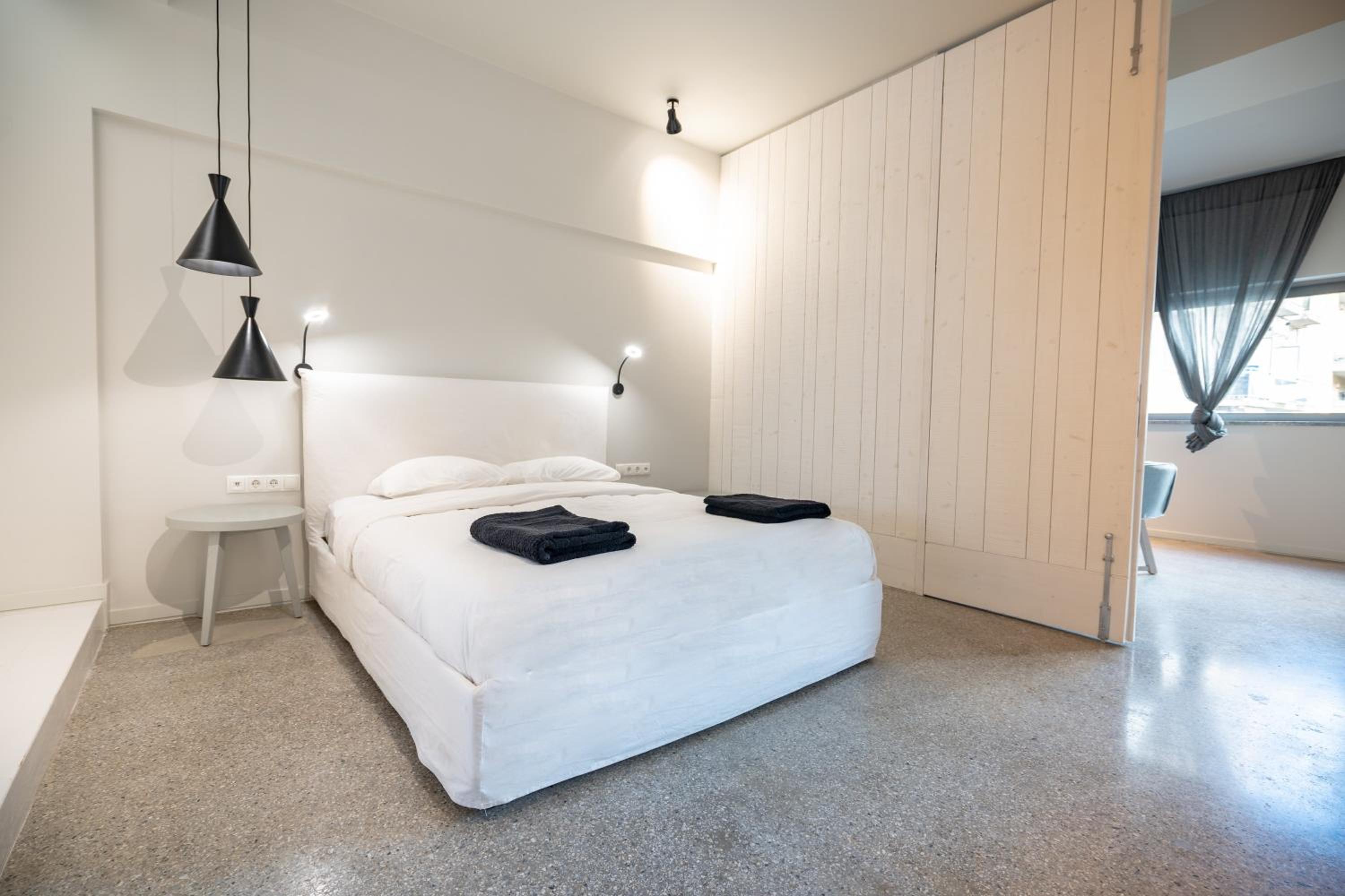 Syntagma square 2 bedrooms 4 pers apartment by MPS