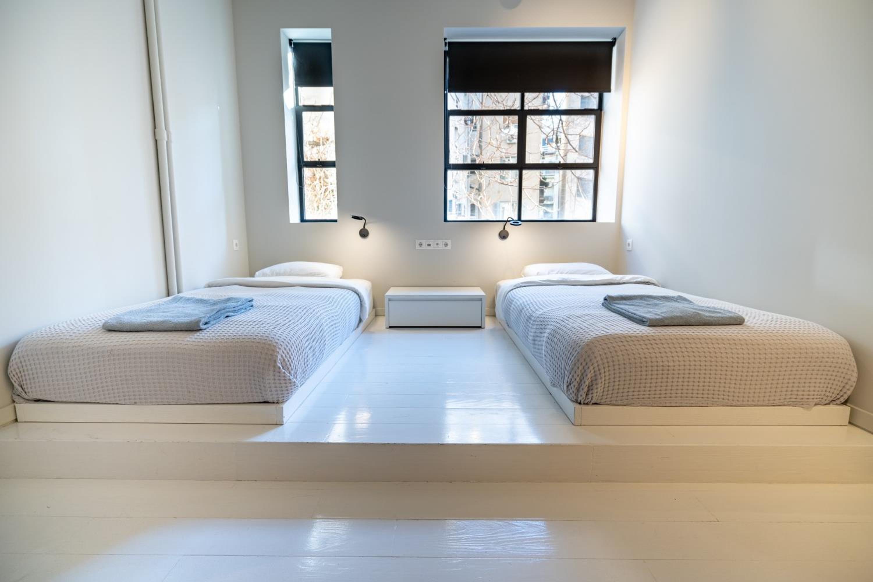 Syntagma square 2 bedrooms 4 pers apartment by MPS