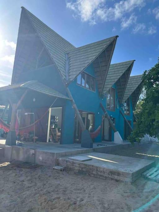Artists Loft/Mansion on Pipa Beach