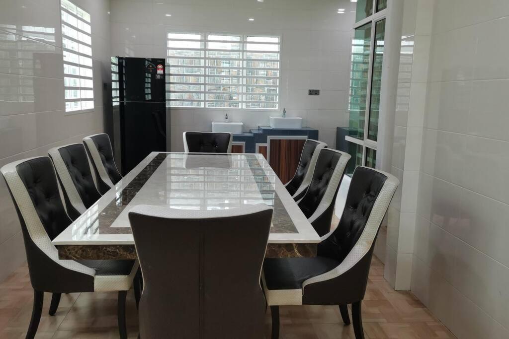 Semi-detached House, Semenyih, Malaysia
