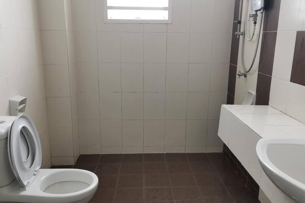 Semi-detached House, Semenyih, Malaysia