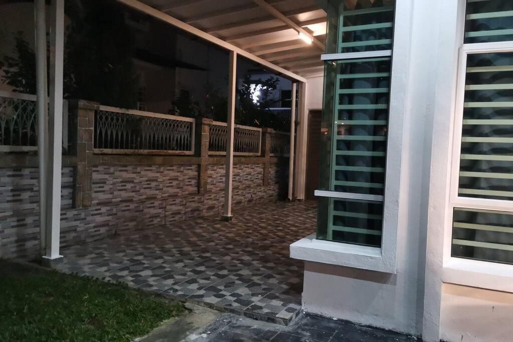 Semi-detached House, Semenyih, Malaysia