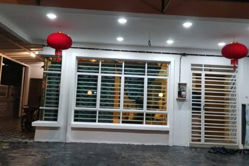 Semi-detached House, Semenyih, Malaysia