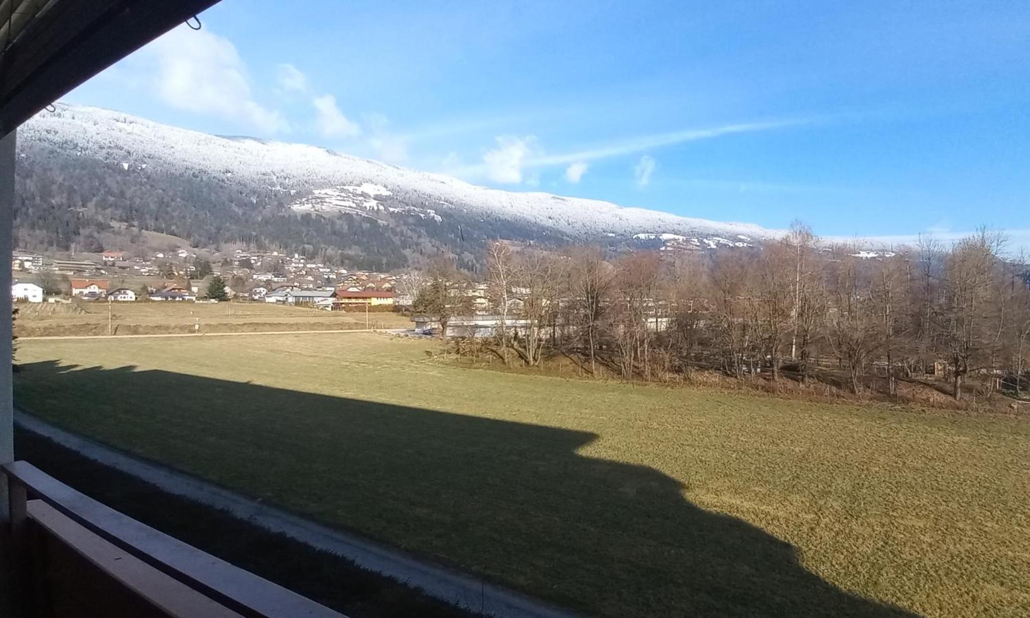 SANDRO Haus KMB Seeappartement am Ossiacher See mit direktem Seezugang und Hallenbad