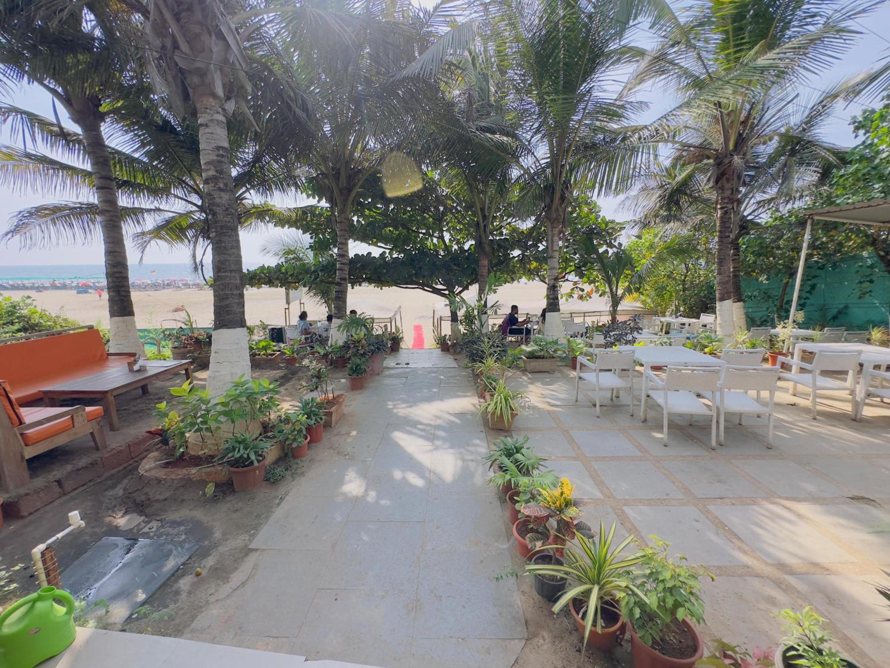 Maitree Beach Resort