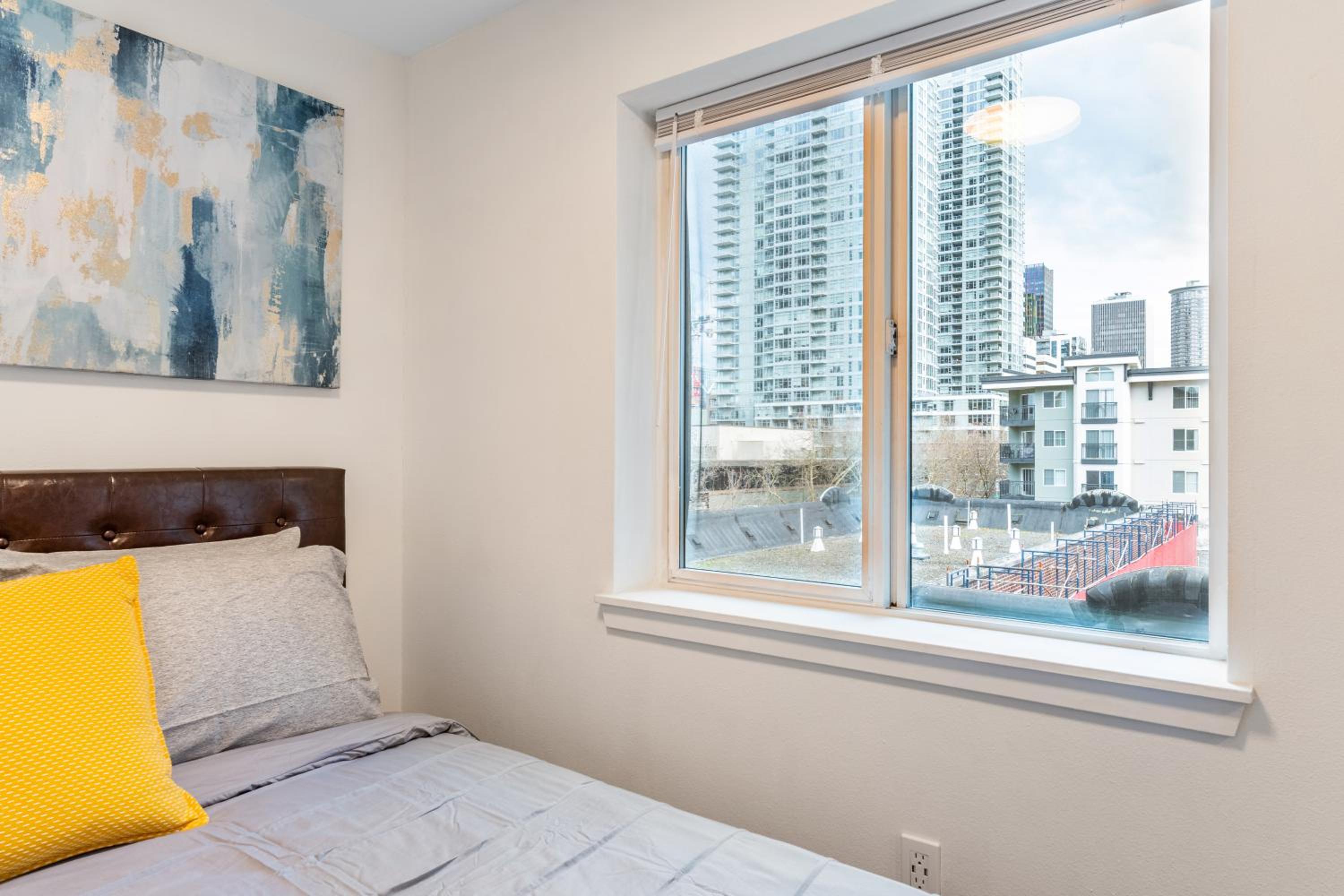 Seattle's Gem: Elegant 1BR in Belltown view 3