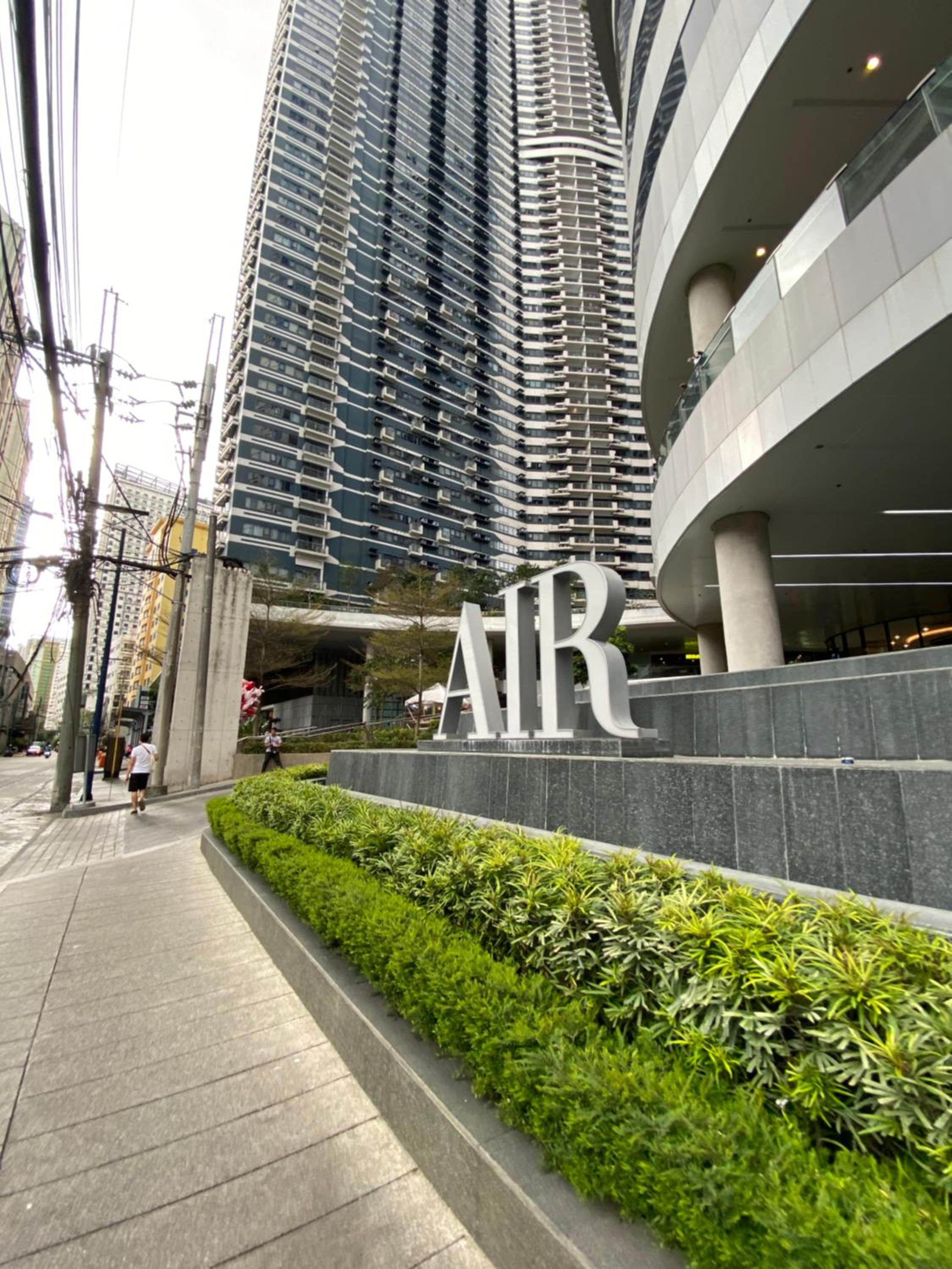 Frost at Air Residences Makati view 3